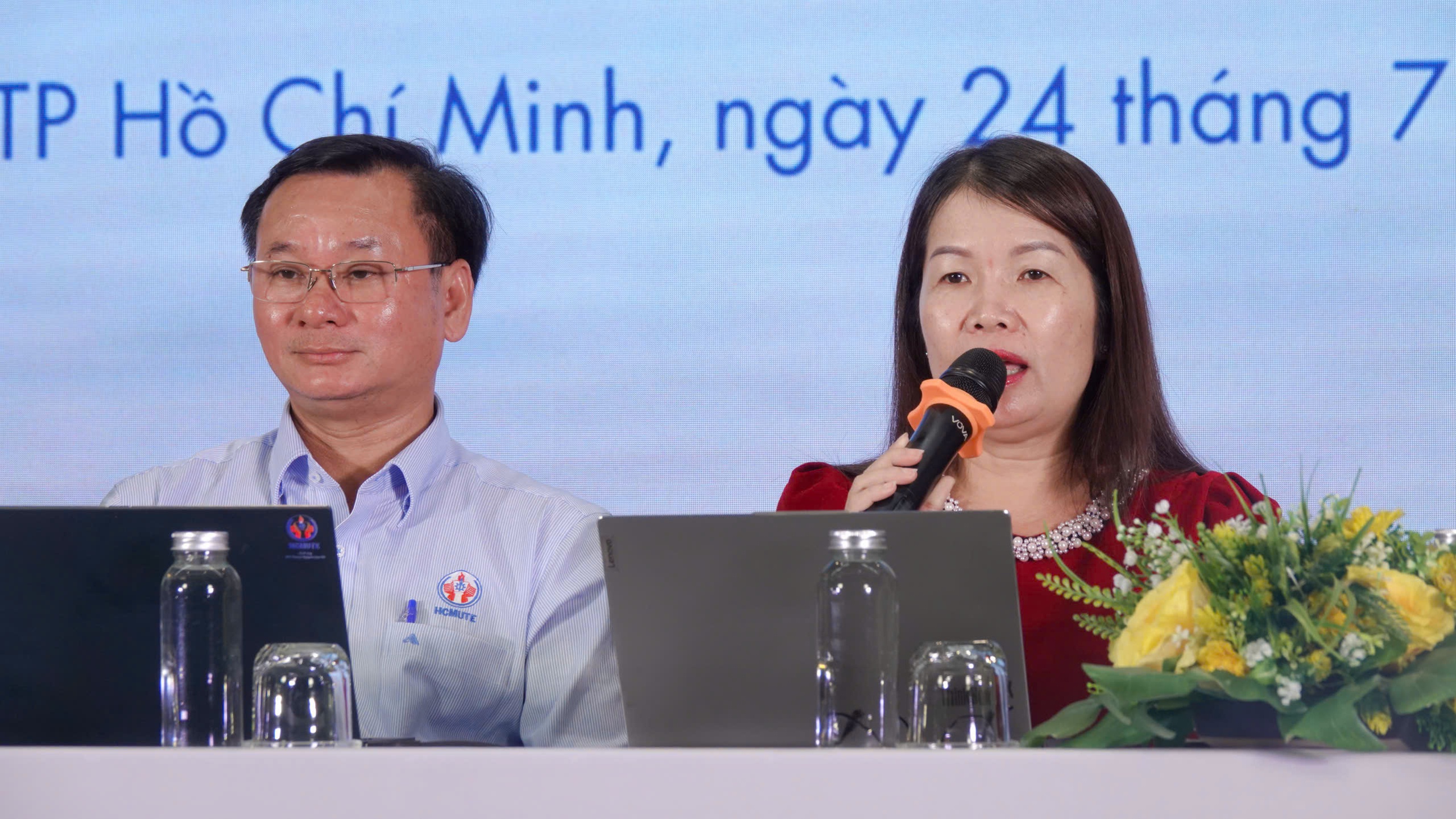 Tư vấn trực tuyến: Đừng chần chừ đăng ký, điều chỉnh nguyện vọng ĐH - Ảnh 8.