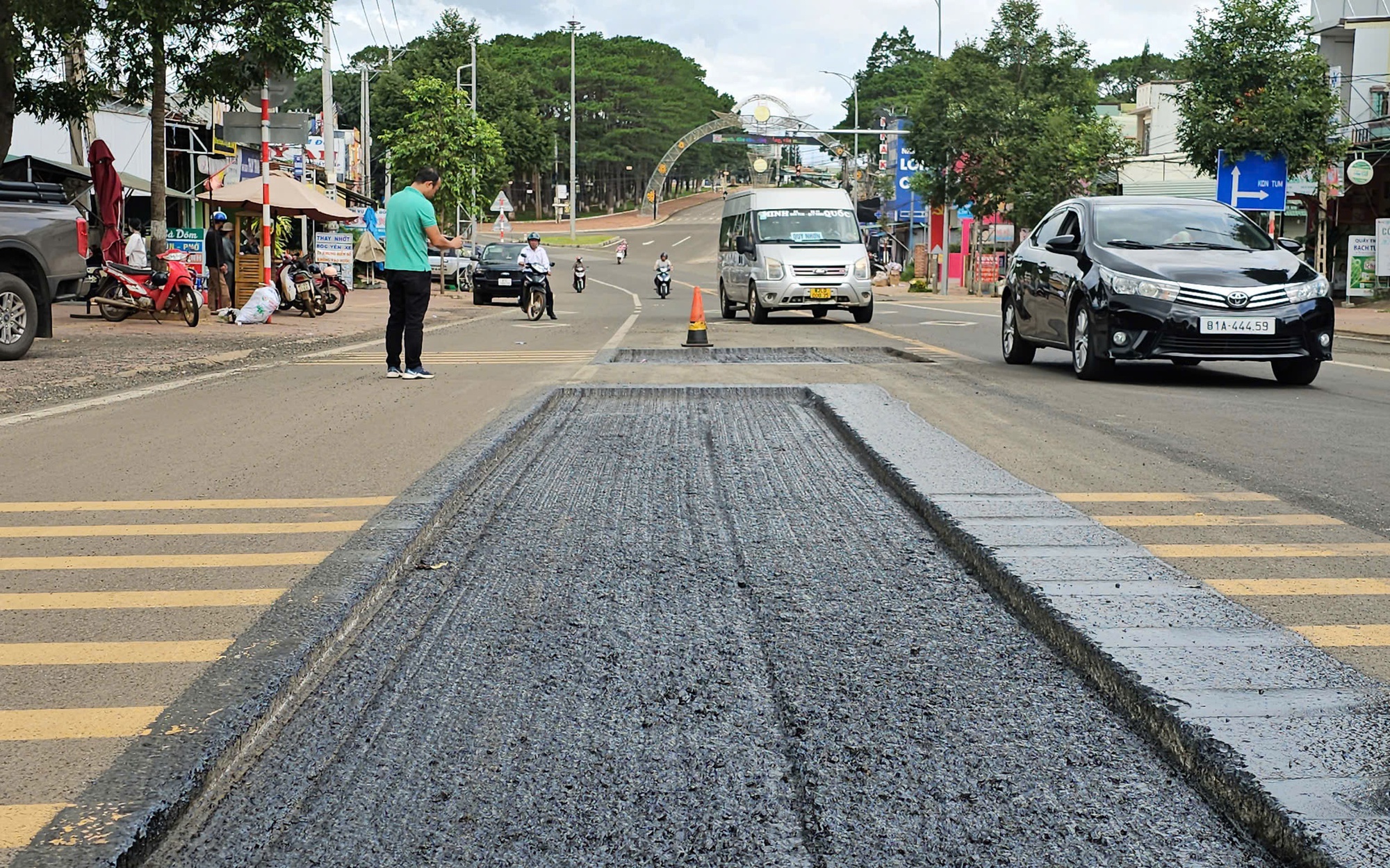 Cận cảnh Quốc lộ 19 vừa làm đã "tan nát", địa phương quyết không nhận bàn giao- Ảnh 1.