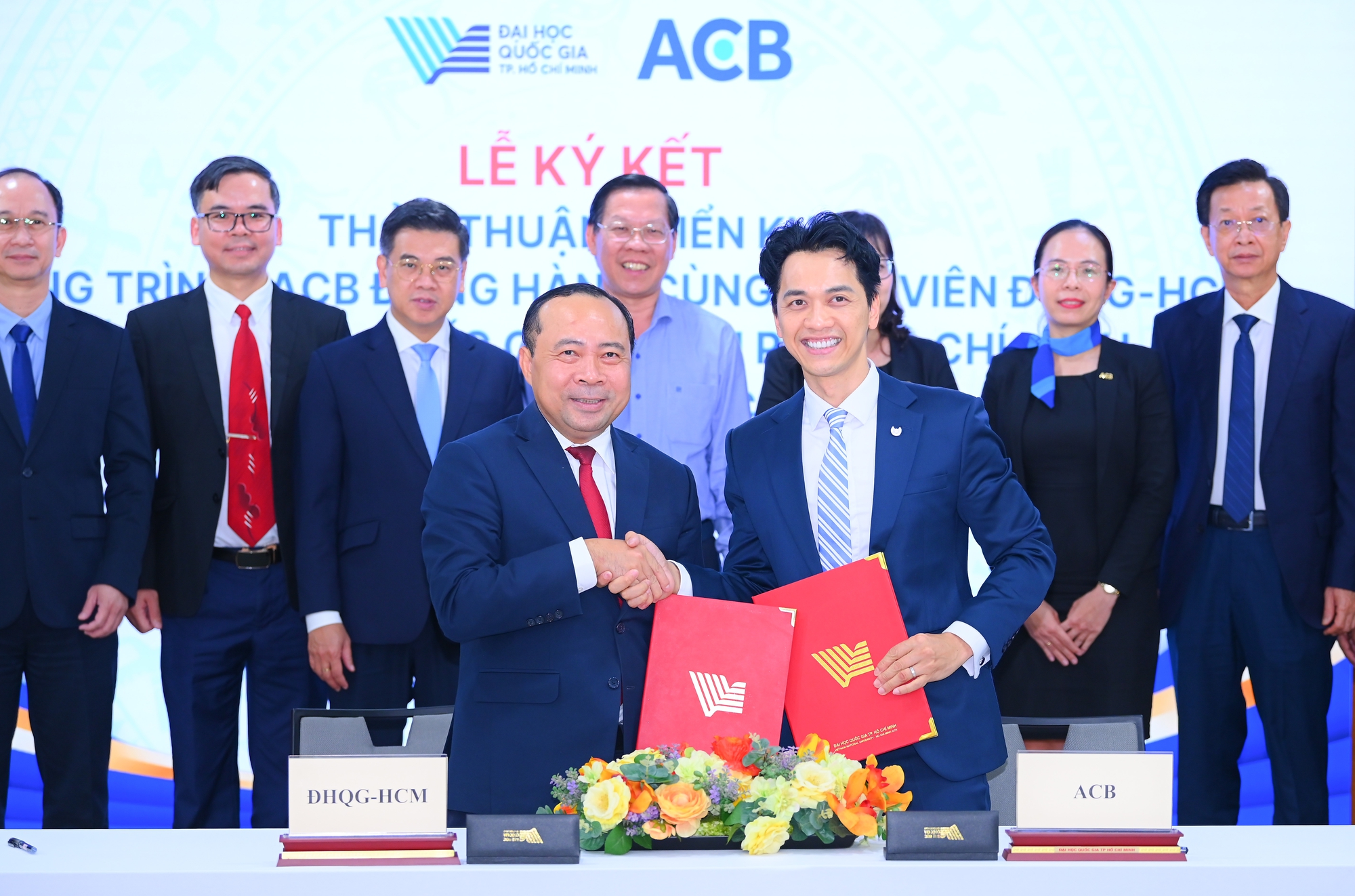 ACB đồng hành cùng sinh viên Đại học Quốc gia TP HCM- Ảnh 1.