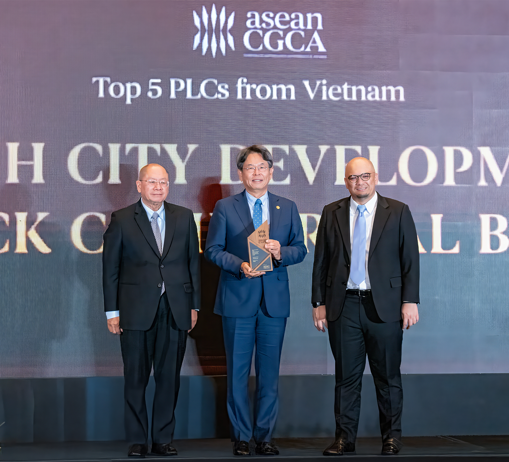 HDBank – Ngân hàng Việt được vinh danh Top 5 Quản trị chuẩn mực ASEAN 2025- Ảnh 2.