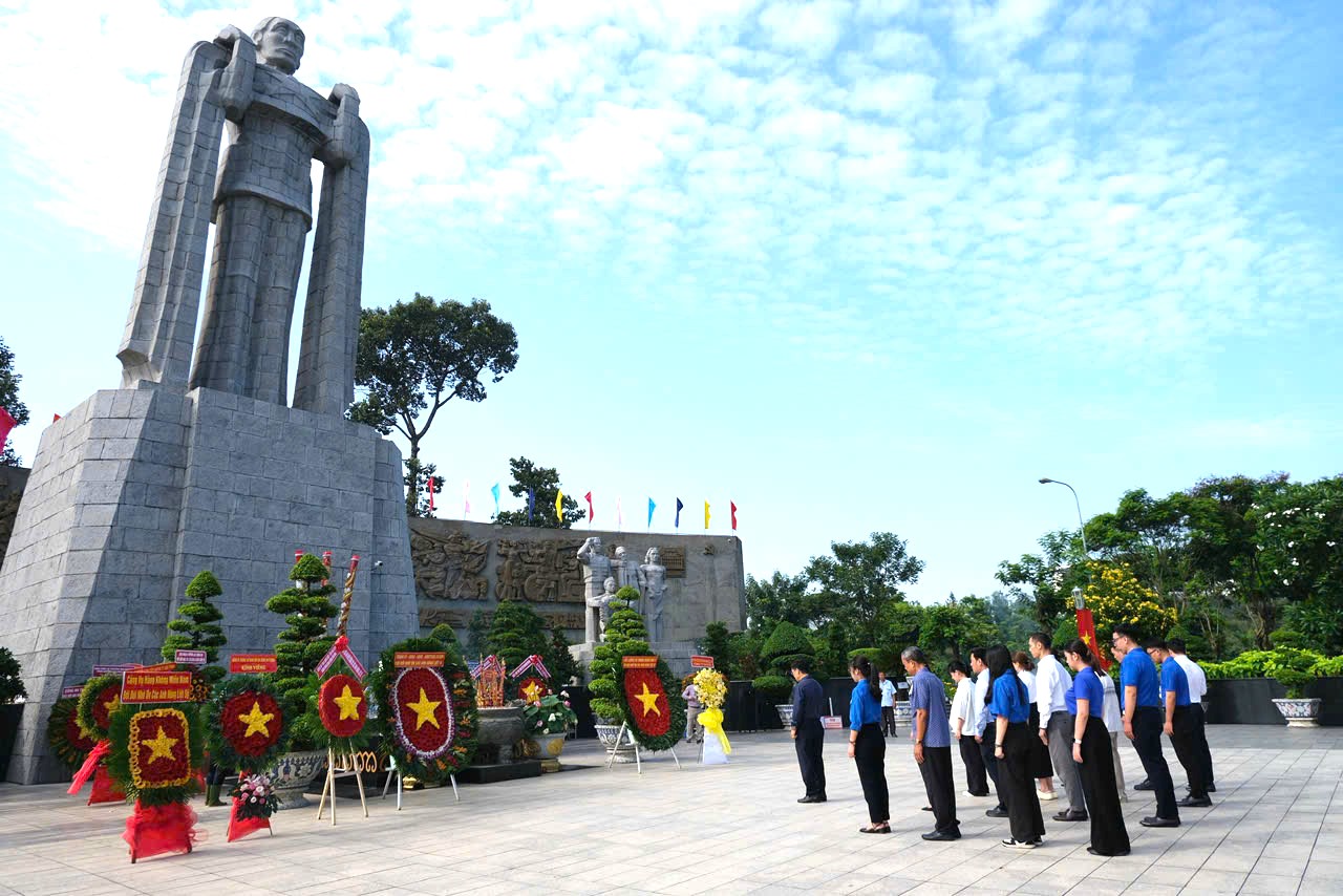 SASCO triển khai nhiều hoạt động tri ân, kỷ niệm 78 năm Ngày Thương binh Liệt sĩ- Ảnh 3.