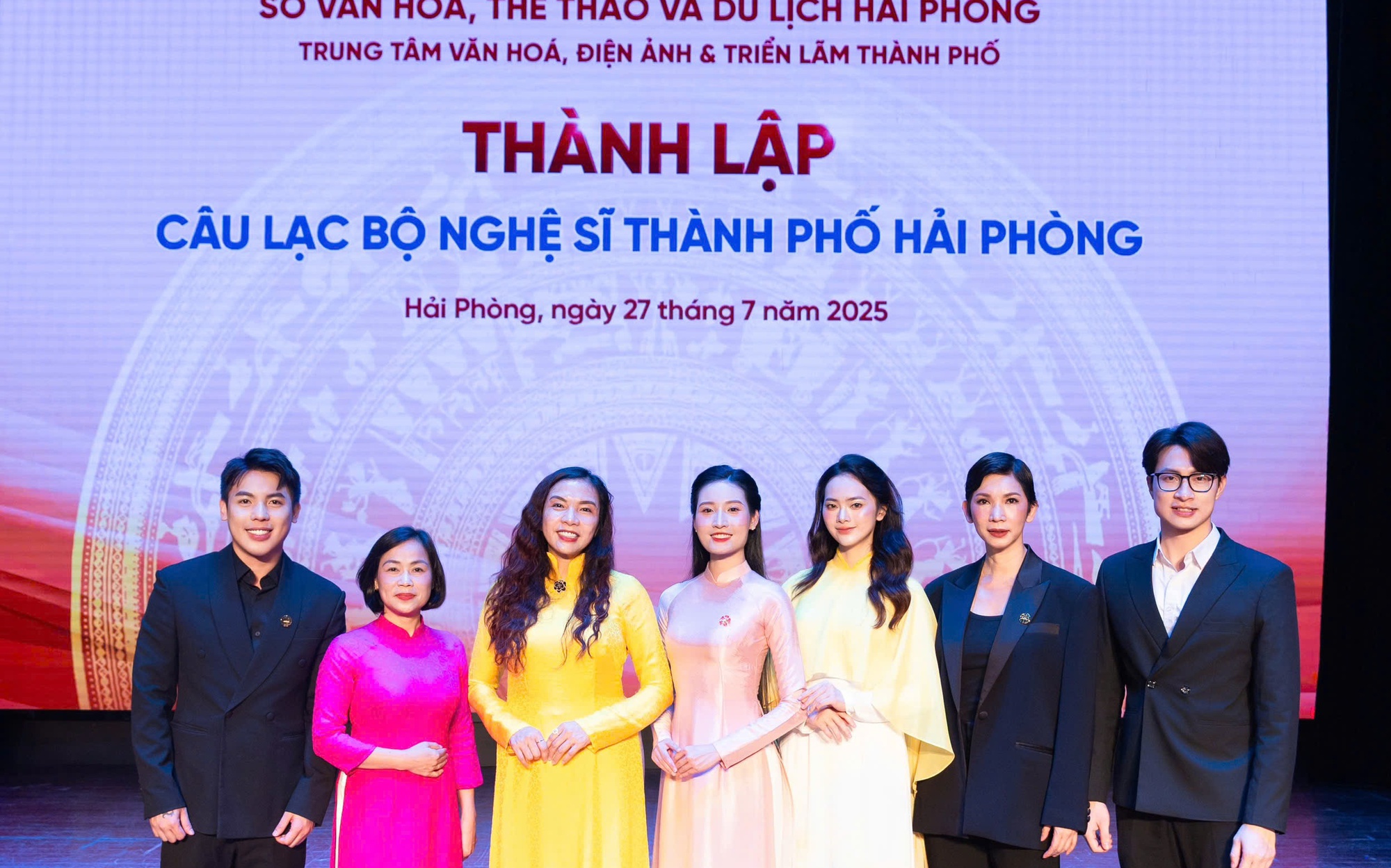Phạm Duy Kh&aacute;nh được bổ nhiệm Ph&oacute; chủ tịch Hội Li&ecirc;n hiệp Thanh ni&ecirc;n Việt Nam TP Hải Ph&ograve;ng  - Ảnh 2.