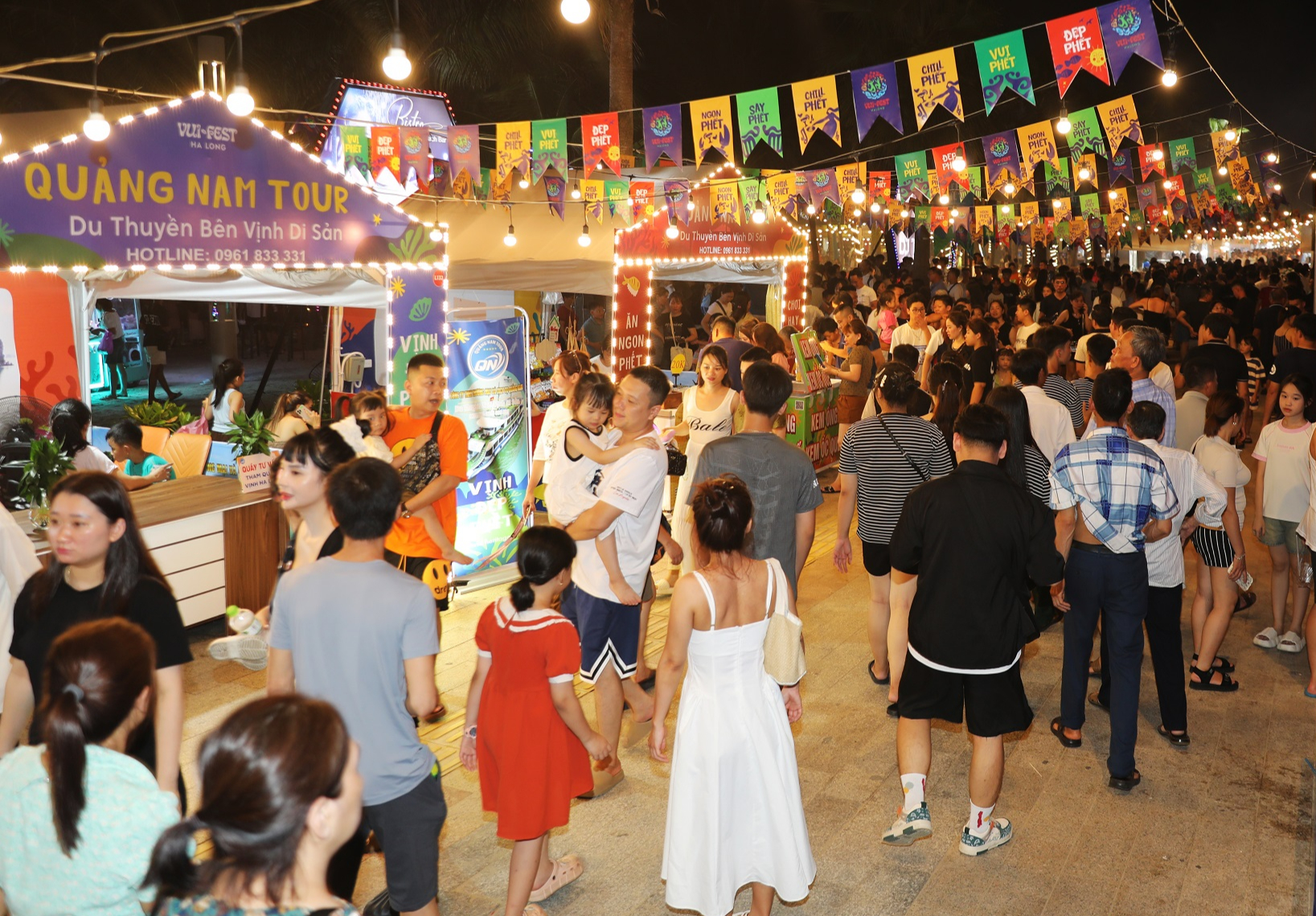 “ງານລ້ຽງບັ້ງໄຟດອກ” ທຸກໆທ້າຍອາທິດ ຢູ່ ຮ່າລອງ - ພາບ 4.