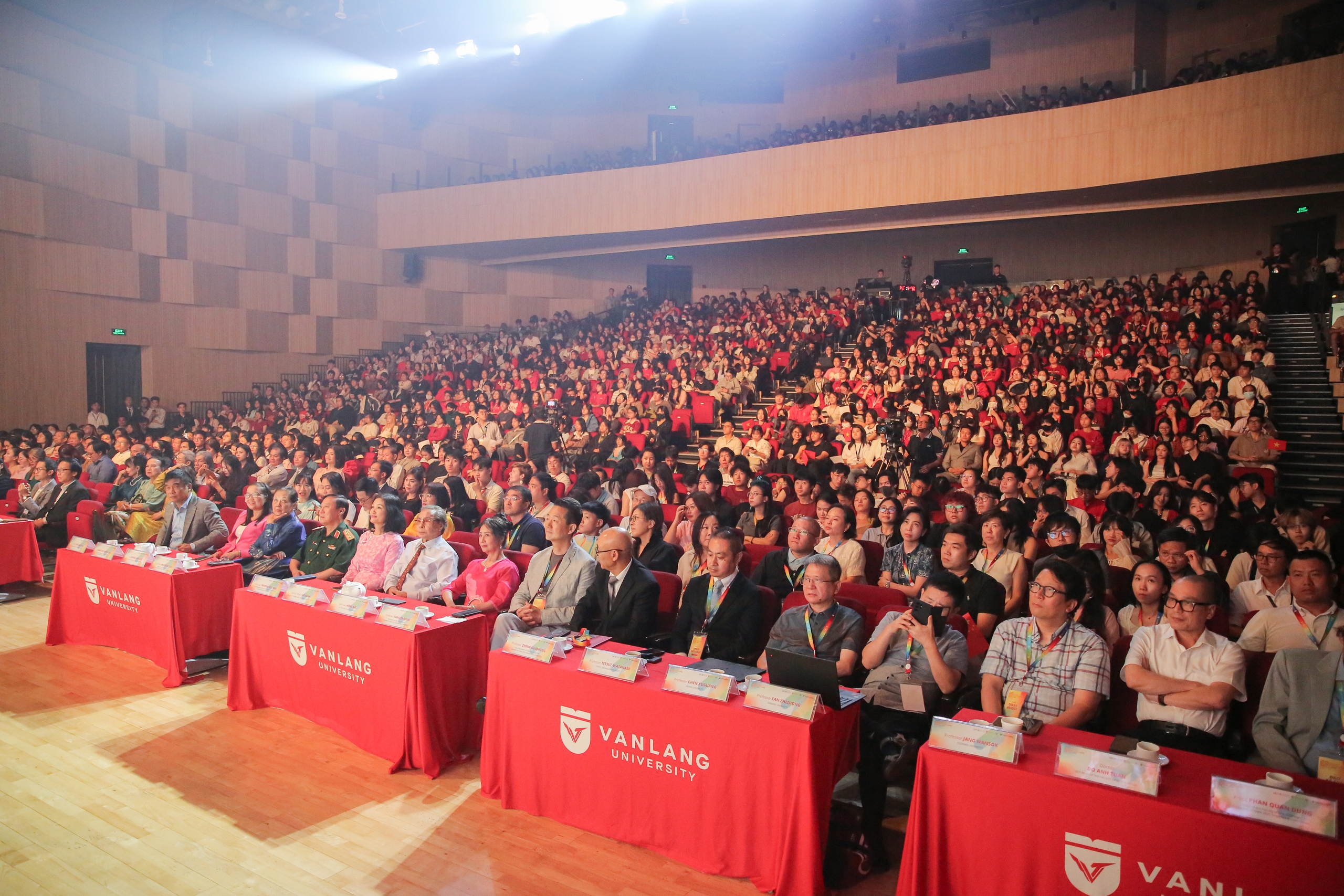 国際学生映画祭でベトナムが最優秀賞を受賞 - 写真3。 Việt Nam đoạt giải nhất liên hoan phim sinh viên quốc tế- Ảnh 3.
