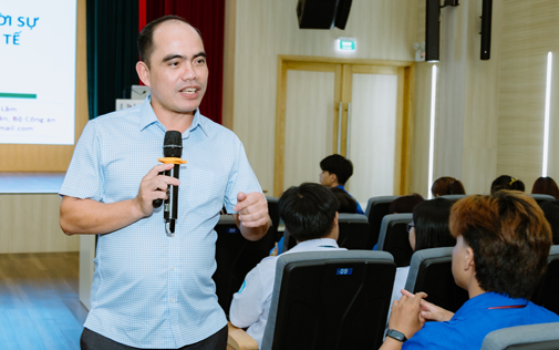 Tri ân các thế hệ lãnh đạo Ngành Tuyên giáo TP HCM - Ảnh 2.