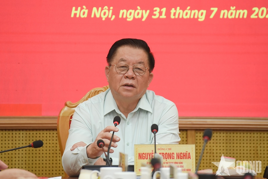 Trưởng ban Tuyên giáo và Dân vận Trung ương chủ trì hội nghị về thông tin đối ngoại- Ảnh 1. Trưởng ban Tuyên giáo và Dân vận Trung ương chủ trì hội nghị về thông tin đối ngoại- Ảnh 1.