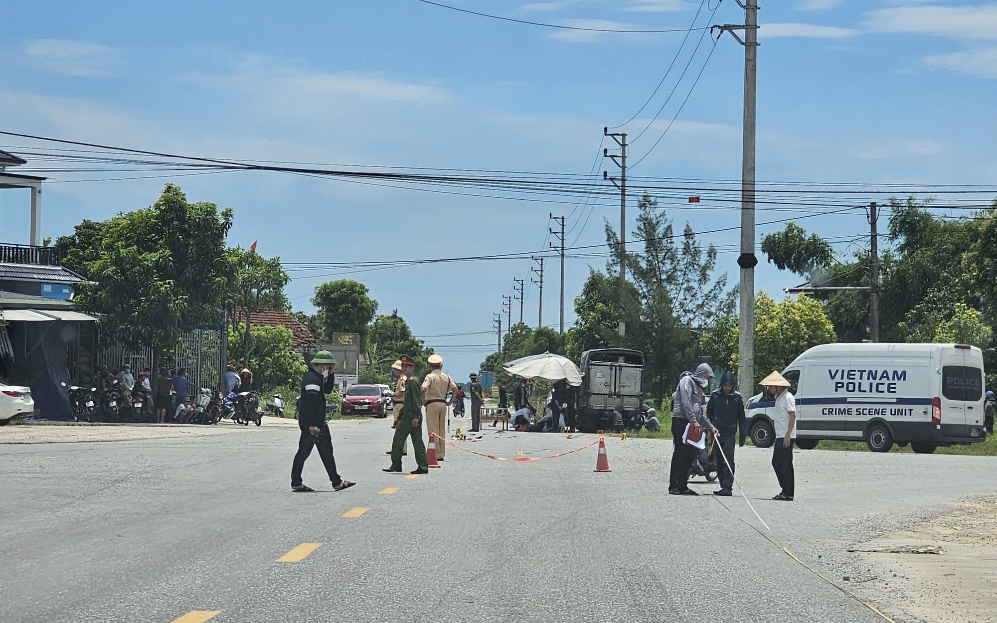 Tai nạn giao thông trên đường Hồ Chí Minh, 2 vợ chồng tử vong - Ảnh 2.