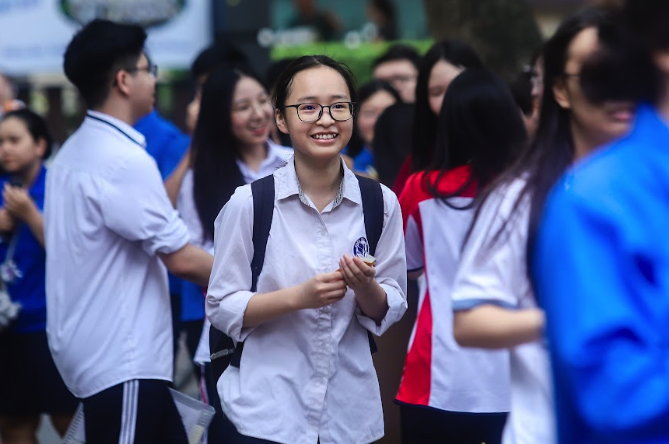 Tối 4-7, Hà Nội công bố điểm thi vào lớp 10 năm 2025- Ảnh 1. Tối 4-7, Hà Nội công bố điểm thi vào lớp 10 năm 2025- Ảnh 1.