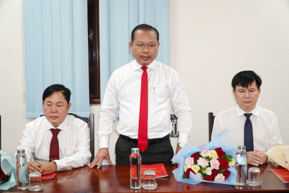 Bổ nhiệm Trưởng Ban và 5 Phó Trưởng Ban Quản lý Khu Kinh tế tỉnh Tây Ninh- Ảnh 1.