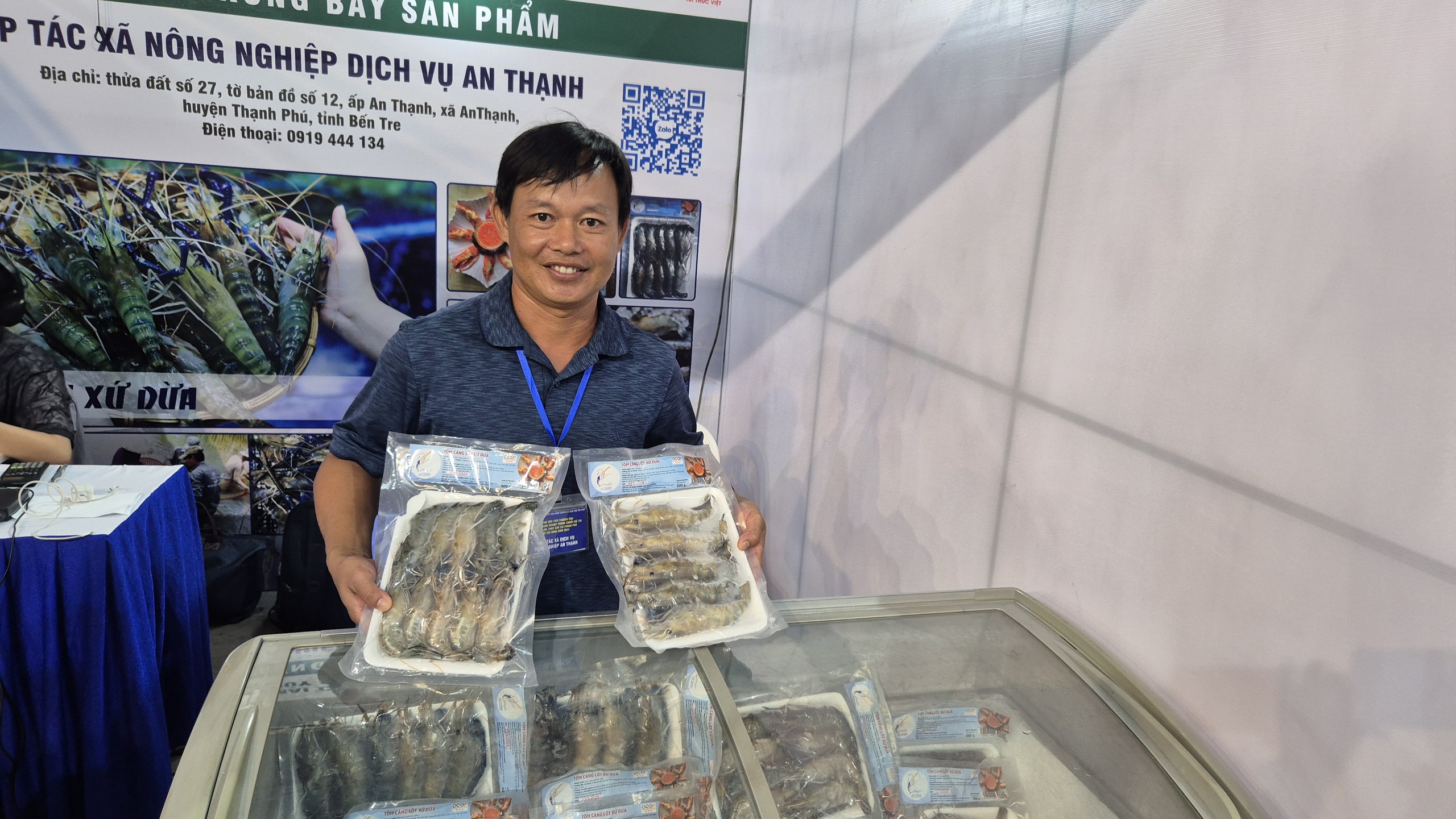 Nhiều đặc sản từ các vùng, miền hội tụ tại TP HCM- Ảnh 3. Nhiều đặc sản từ các vùng, miền hội tụ tại TP HCM- Ảnh 3.
