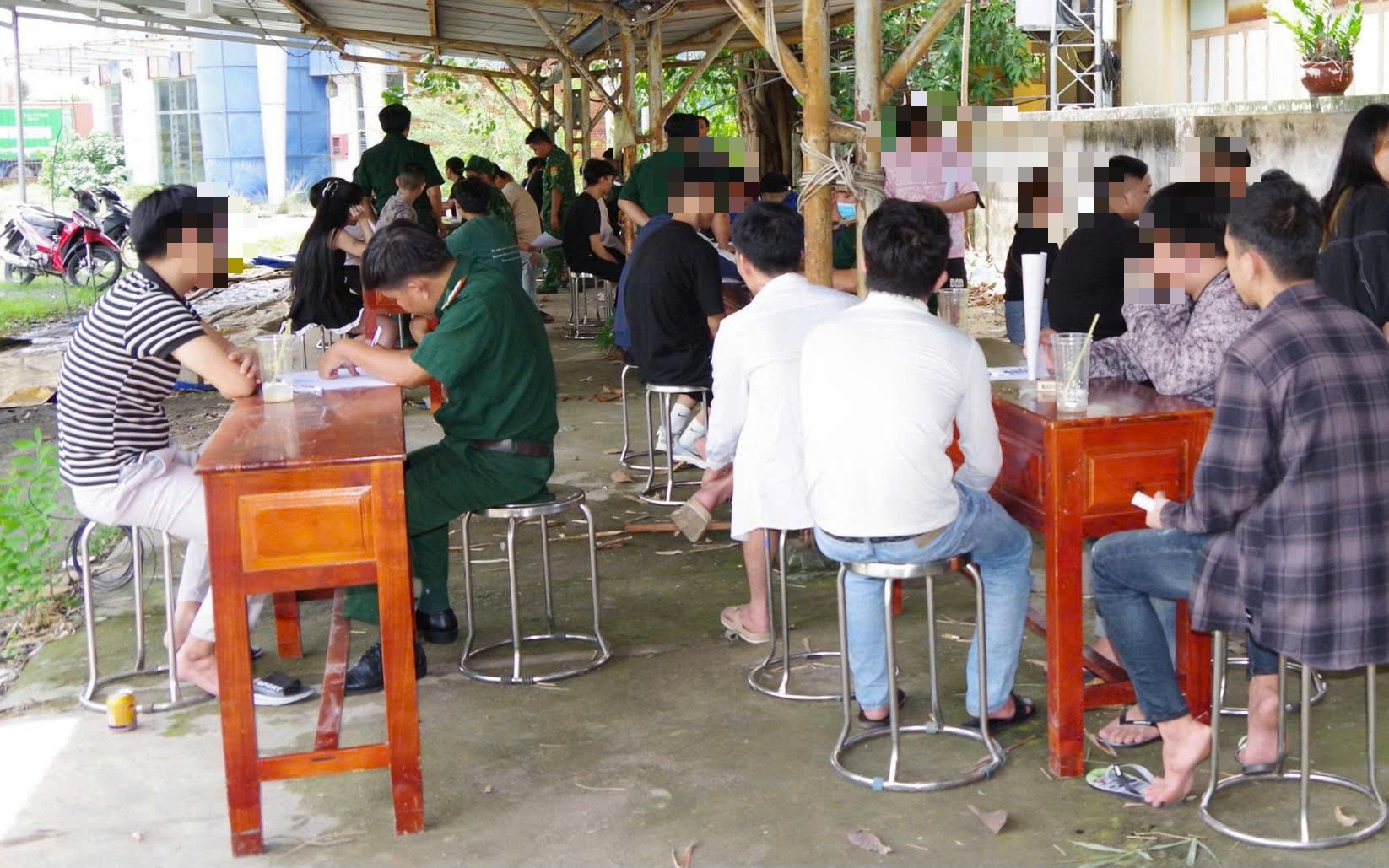 Bác sĩ giành sự sống cho chàng trai bị “bạn gái ảo” lừa sang Campuchia- Ảnh 2.