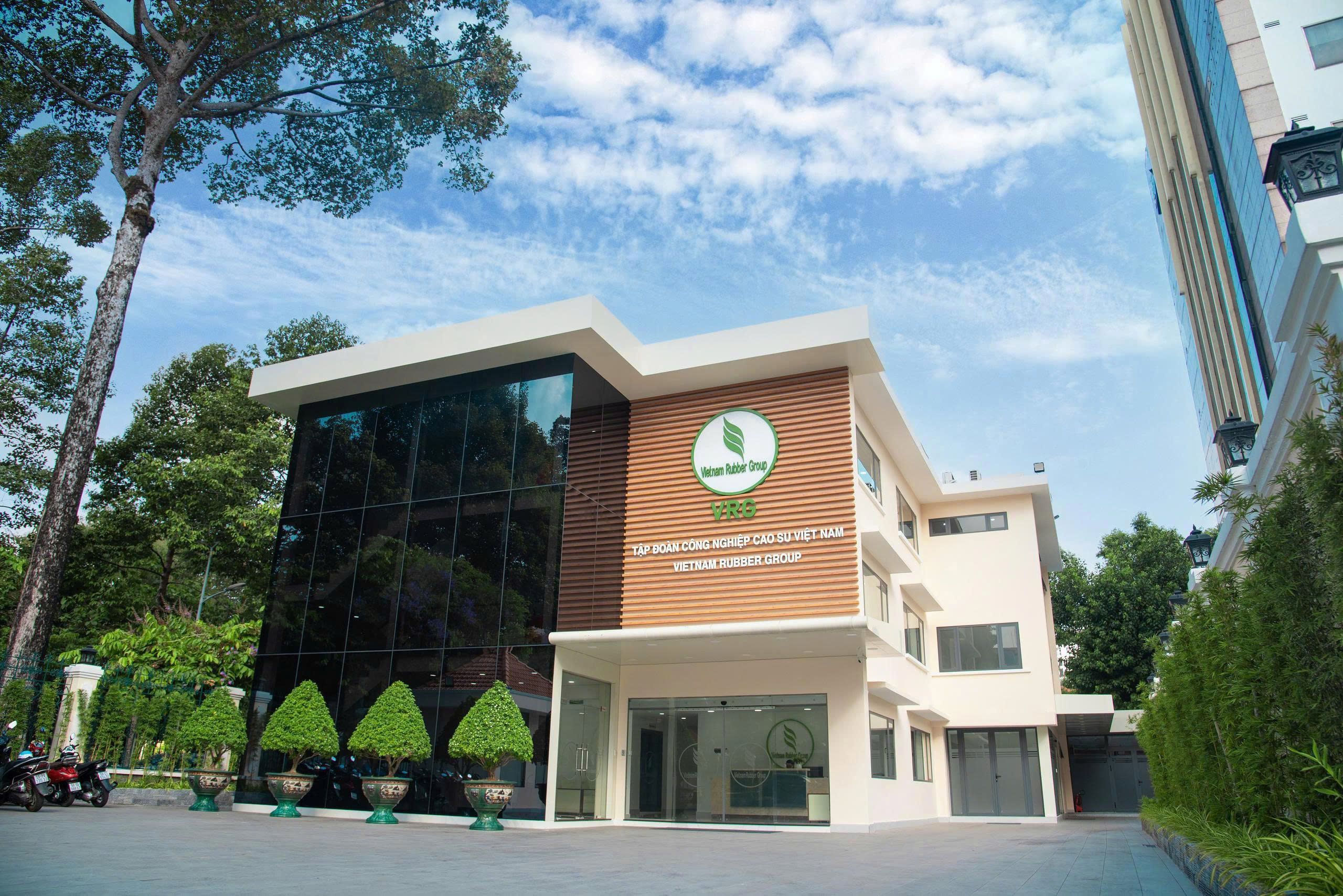 VRG trong Top 50 công ty niêm yết tốt nhất năm 2025 - Ảnh 1.