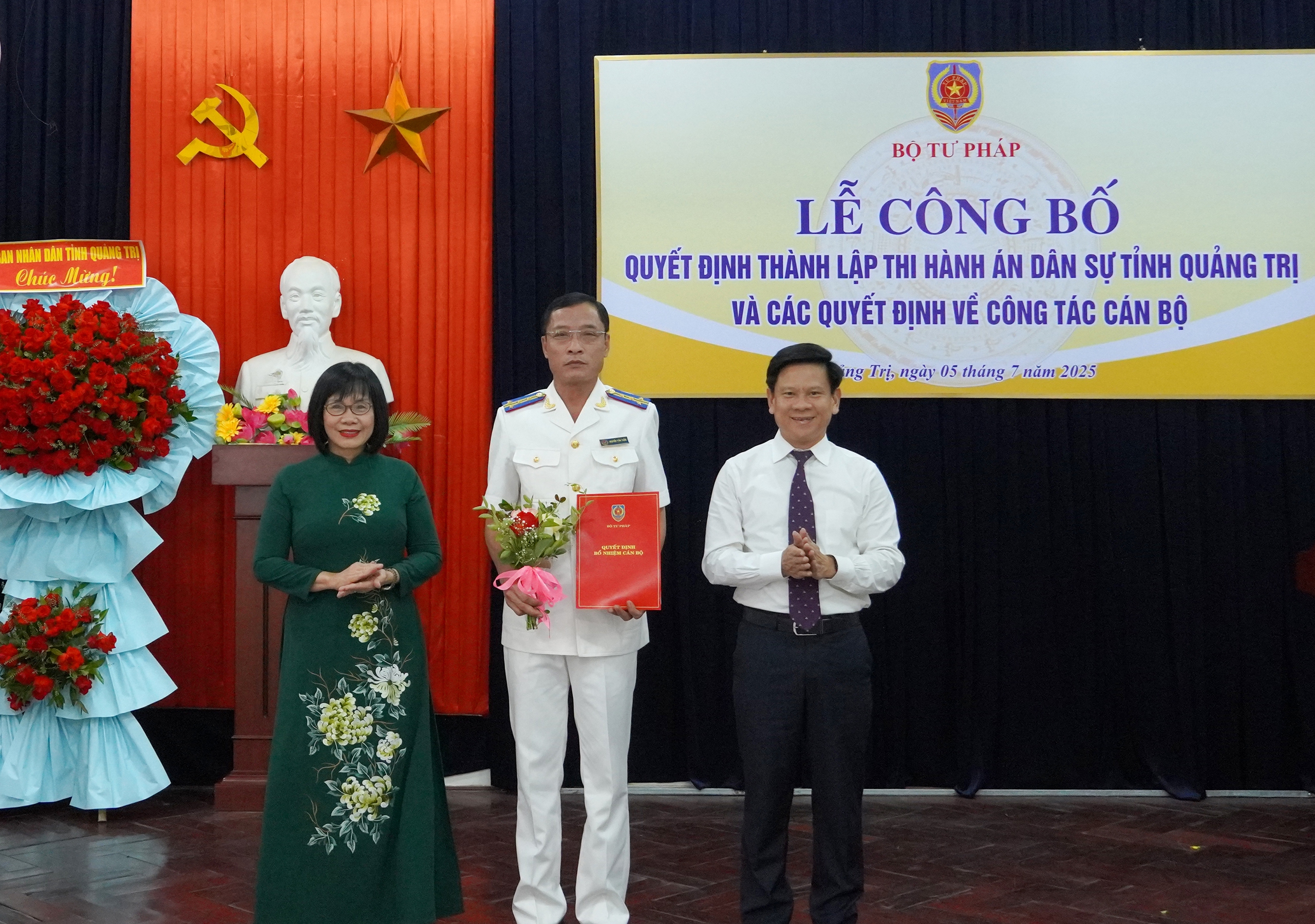 Ông Nguyễn Văn Tuấn được bổ nhiệm Trưởng Thi hành án dân sự tỉnh Quảng Trị - Ảnh 1. Ông Nguyễn Văn Tuấn được bổ nhiệm Trưởng Thi hành án dân sự tỉnh Quảng Trị - Ảnh 1.