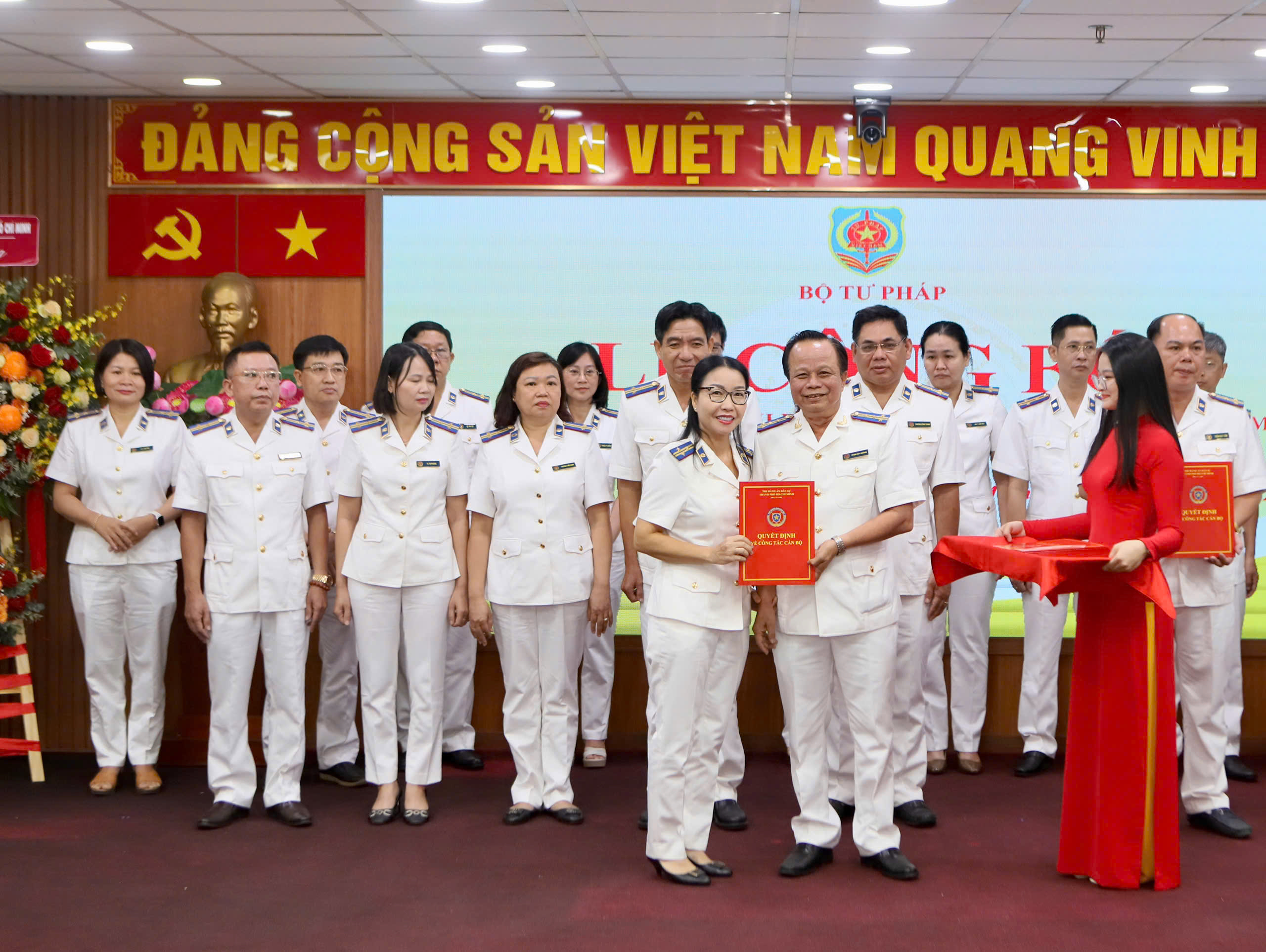 Ông Nguyễn Văn Hoà làm Trưởng THADS TP HCM- Ảnh 8. Ông Nguyễn Văn Hoà làm Trưởng THADS TP HCM- Ảnh 8.