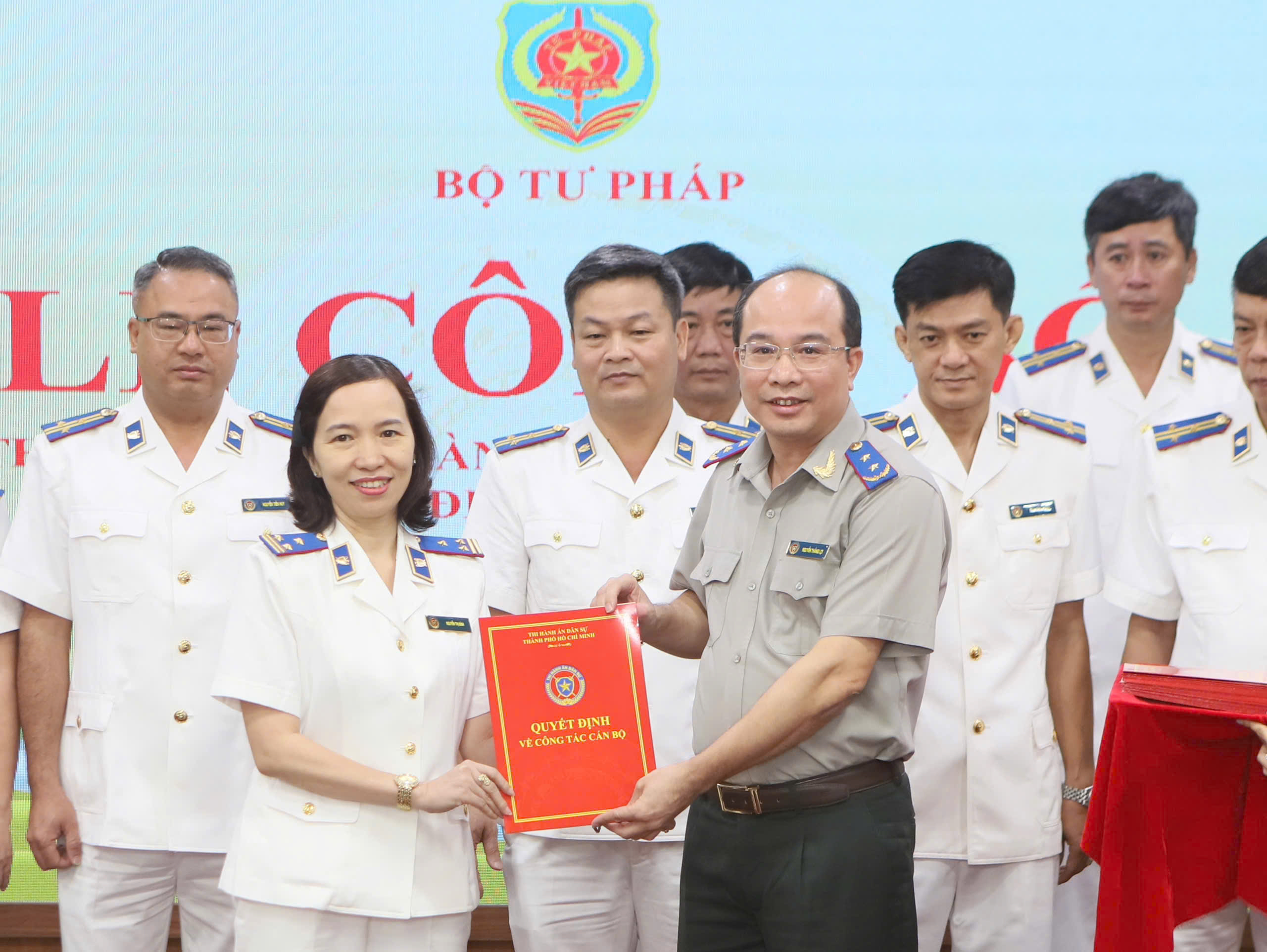 Ông Nguyễn Văn Hoà làm Trưởng THADS TP HCM- Ảnh 6. Ông Nguyễn Văn Hoà làm Trưởng THADS TP HCM- Ảnh 6.