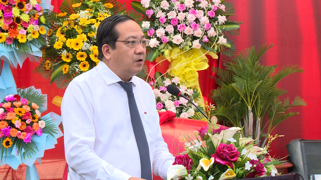 Nhiệm vụ của Chủ tịch và 5 Phó Chủ tịch UBND tỉnh Tây Ninh trong nhiệm kỳ 2021 - 2026 - Ảnh 3. Nhiệm vụ của Chủ tịch và 5 Phó Chủ tịch UBND tỉnh Tây Ninh trong nhiệm kỳ 2021 - 2026 - Ảnh 3.