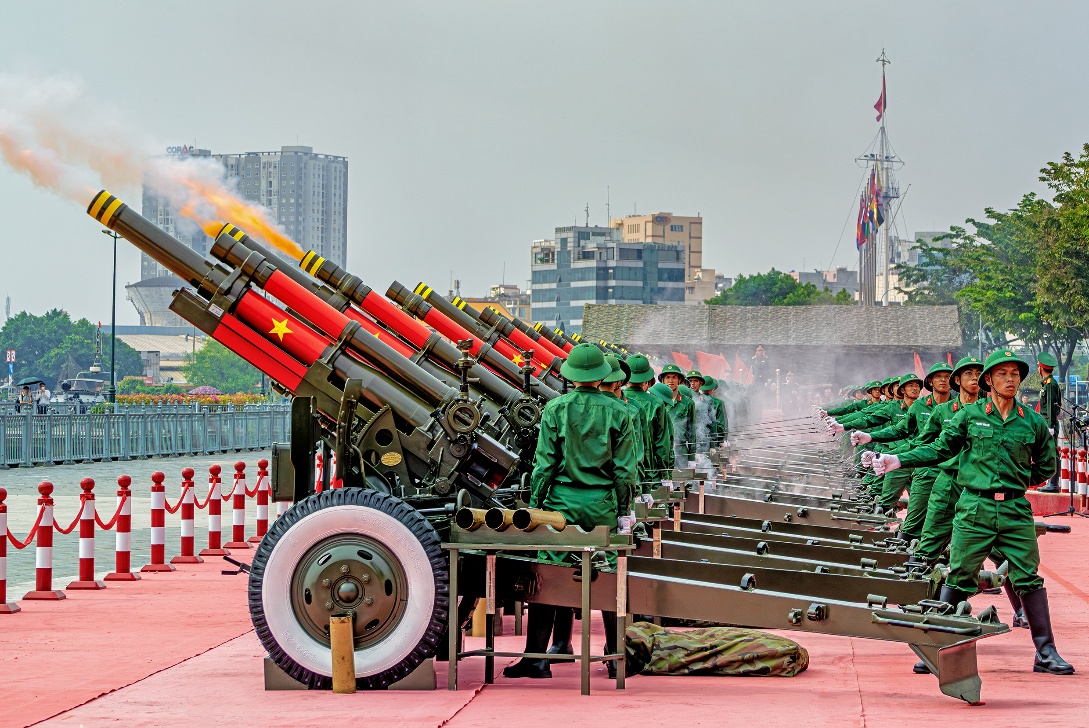 Kỷ niệm 50 năm Giải phóng miền Nam , thống nhất đất nước và ý nghĩa lịch sử - Ảnh 4. Kỷ niệm 50 năm Giải phóng miền Nam , thống nhất đất nước và ý nghĩa lịch sử - Ảnh 4.