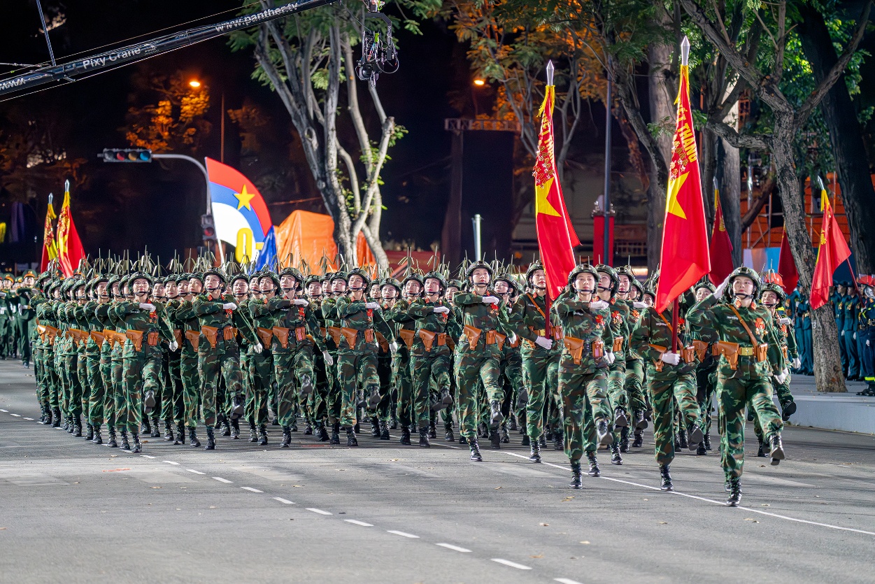 Kỷ niệm 50 năm Giải phóng miền Nam , thống nhất đất nước và ý nghĩa lịch sử - Ảnh 9. Kỷ niệm 50 năm Giải phóng miền Nam , thống nhất đất nước và ý nghĩa lịch sử - Ảnh 9.