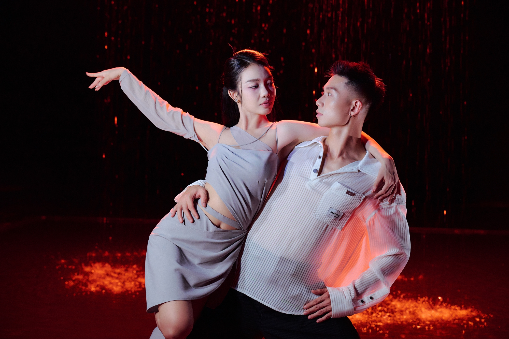 Trấn Thành hết lời khen Hoàng Duyên - Ảnh 2.