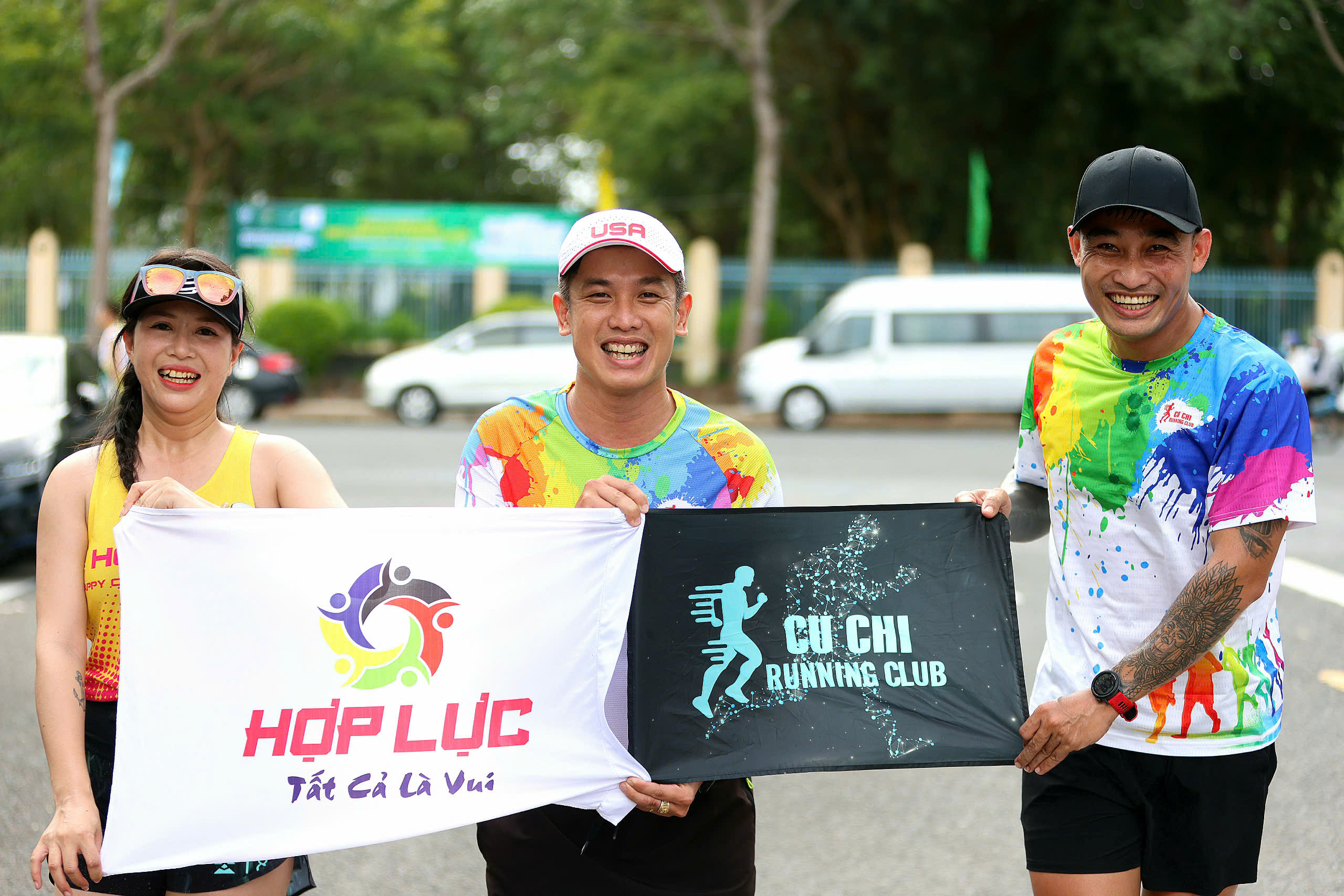 Zabawne zdjęcia z pierwszego międzynarodowego maratonu w nowym mieście Can Tho - Zdjęcie 17. Những hình ảnh vui nhộn tại giải marathon quốc tế đầu tiên của TP Cần Thơ mới- Ảnh 17.