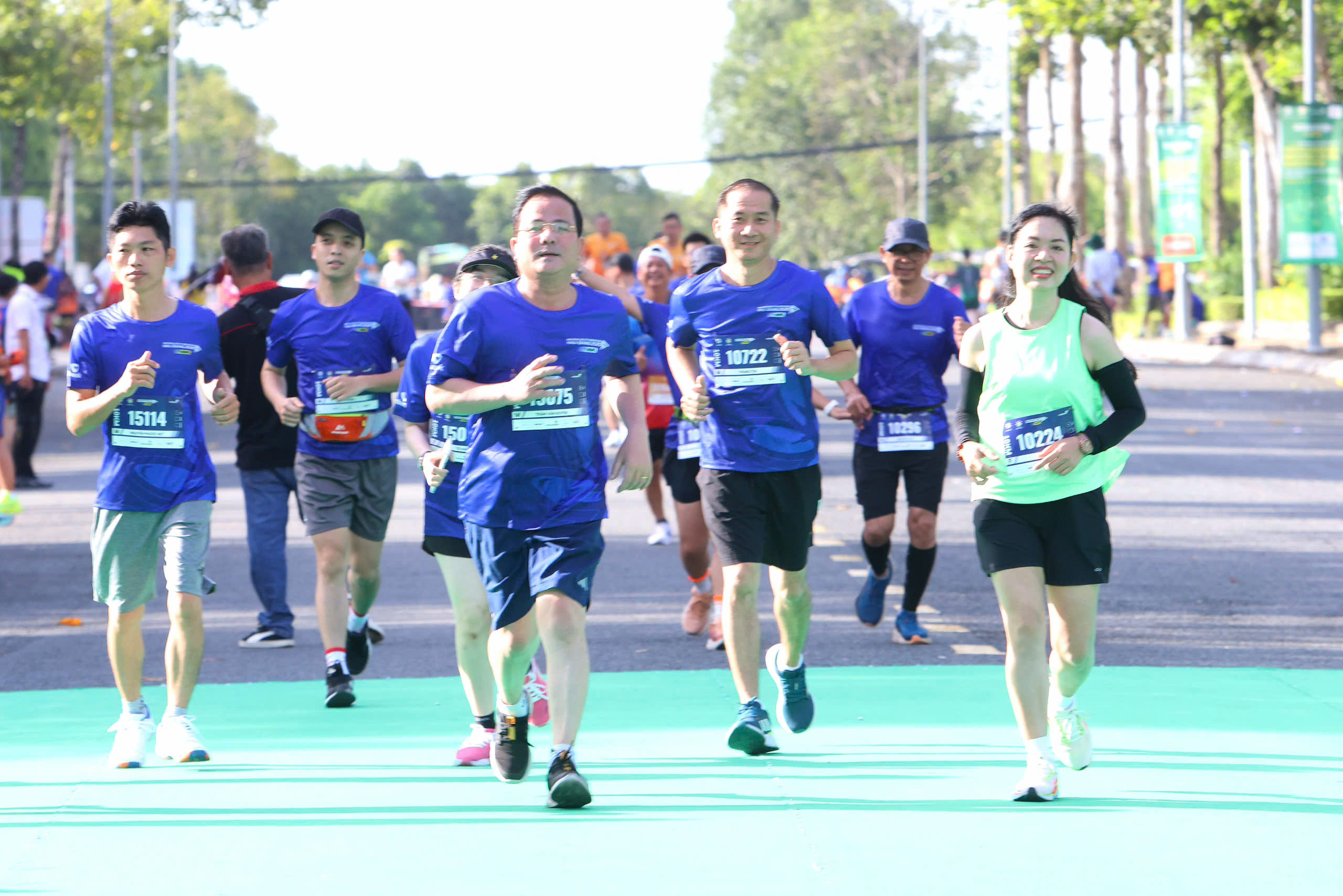 Phó Bí thư Thành ủy Cần Thơ tham gia giải chạy quy mô quốc tế - Ảnh 17.
