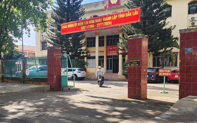 Tạm giữ cựu Phó Chánh án TAND khu vực- Ảnh 2.