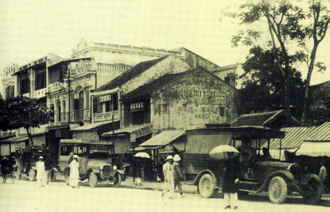 Hà Nội khôi phục phố Hàng Lọng để gìn giữ văn hóa lịch sử - Ảnh 1. Hà Nội khôi phục phố Hàng Lọng để gìn giữ văn hóa lịch sử - Ảnh 1.