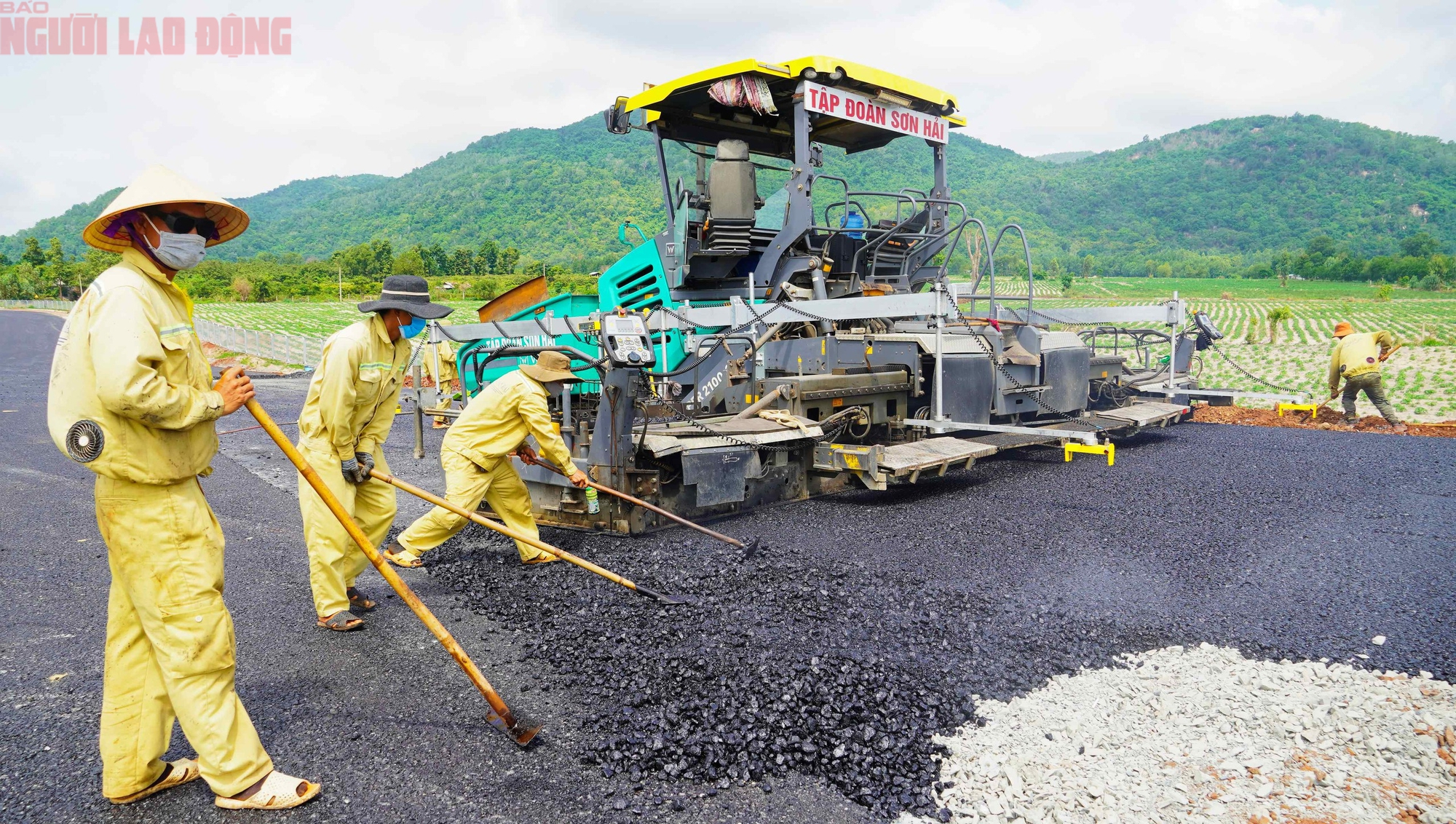 Hình ảnh đường cao tốc Biên Hòa - Vũng Tàu “thẳng băng trong khung hình” ngày 8-7- Ảnh 10. Hình ảnh đường cao tốc Biên Hòa - Vũng Tàu “thẳng băng trong khung hình” ngày 8-7- Ảnh 10.