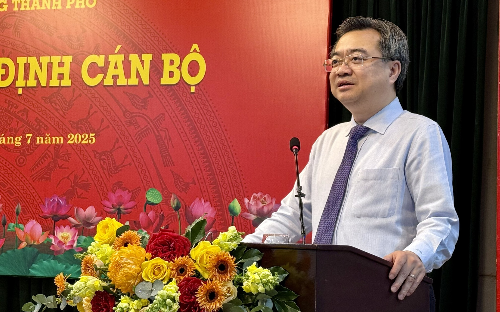 Kim chỉ nam để TP HCM phát triển - Ảnh 1.