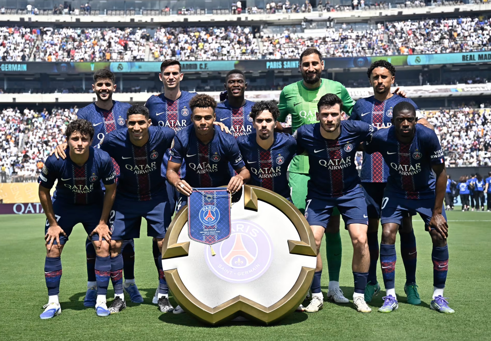 បំបាក់ Real Madrid, PSG ឈ្នះសំបុត្រទៅវគ្គផ្តាច់ព្រ័ត្រ FIFA Club World Cup - រូបថត ៩. Thắng nghiền ép Real Madrid, PSG giành vé chung kết FIFA Club World Cup- Ảnh 9.