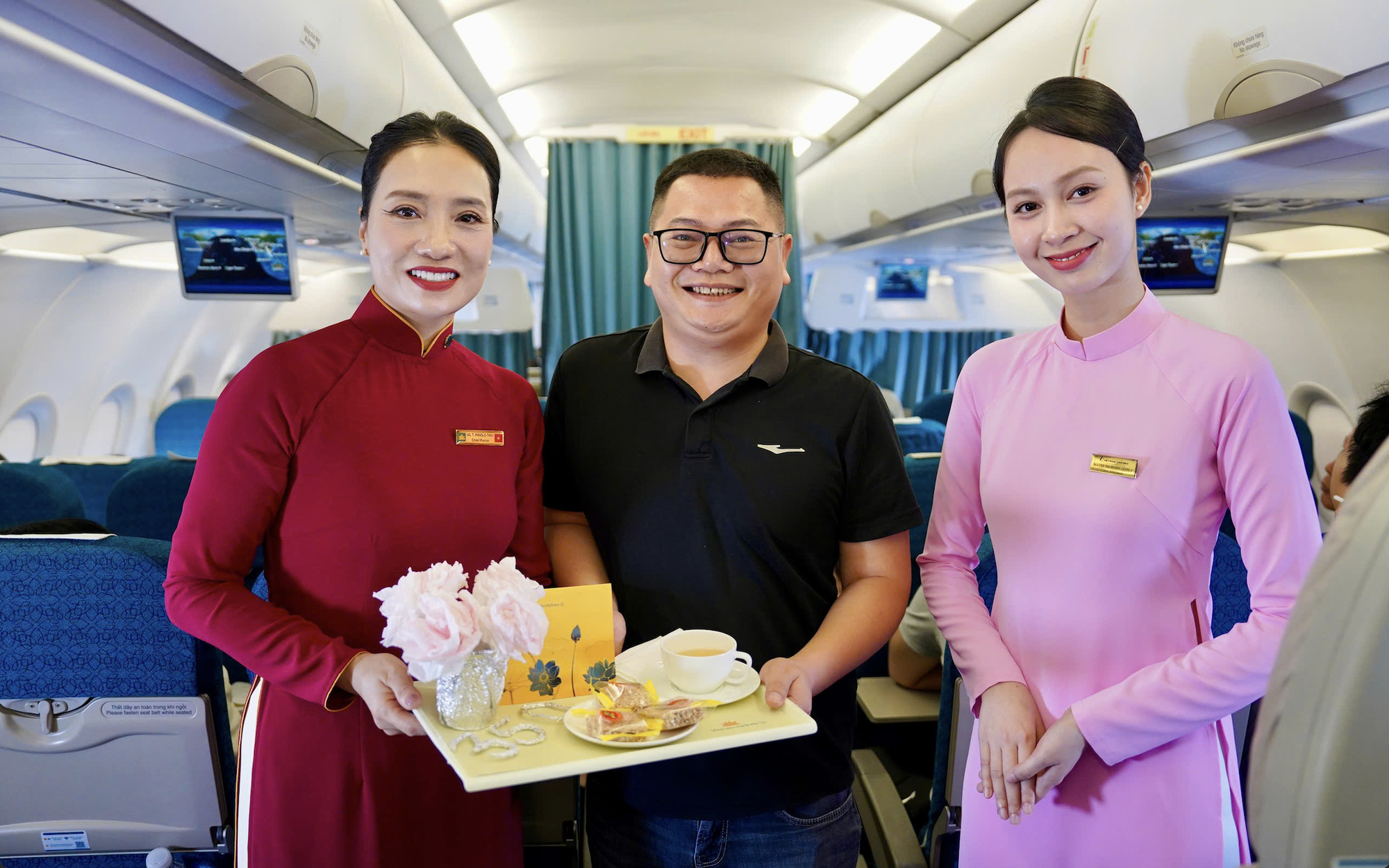 Vietnam Airlines "bắt tay" ACB và Visa ra mắt thẻ hội viên tích hợp thanh toán Lotusmiles Pay- Ảnh 2.