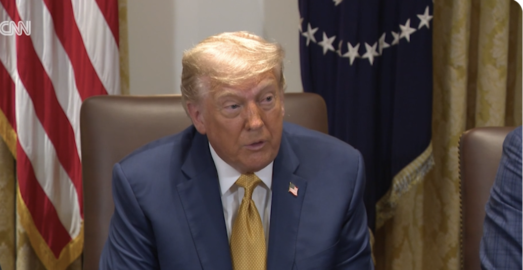 Ông Donald Trump nói về mức thuế “khủng” đối với dược phẩm nhập khẩu- Ảnh 1.