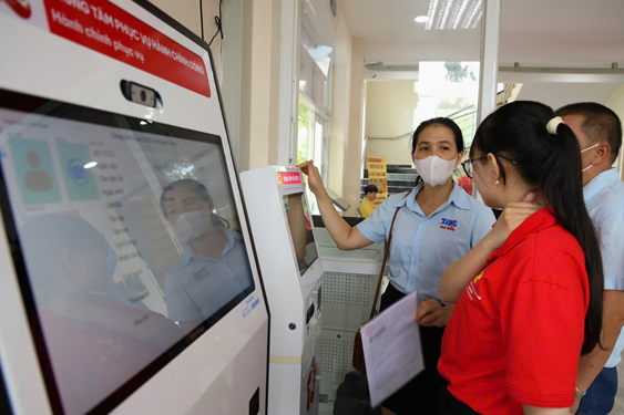 Thủ tục hành chính phi địa giới: Tiện lợi từ cấp xã - Ảnh 1. Thủ tục hành chính phi địa giới: Tiện lợi từ cấp xã - Ảnh 1.