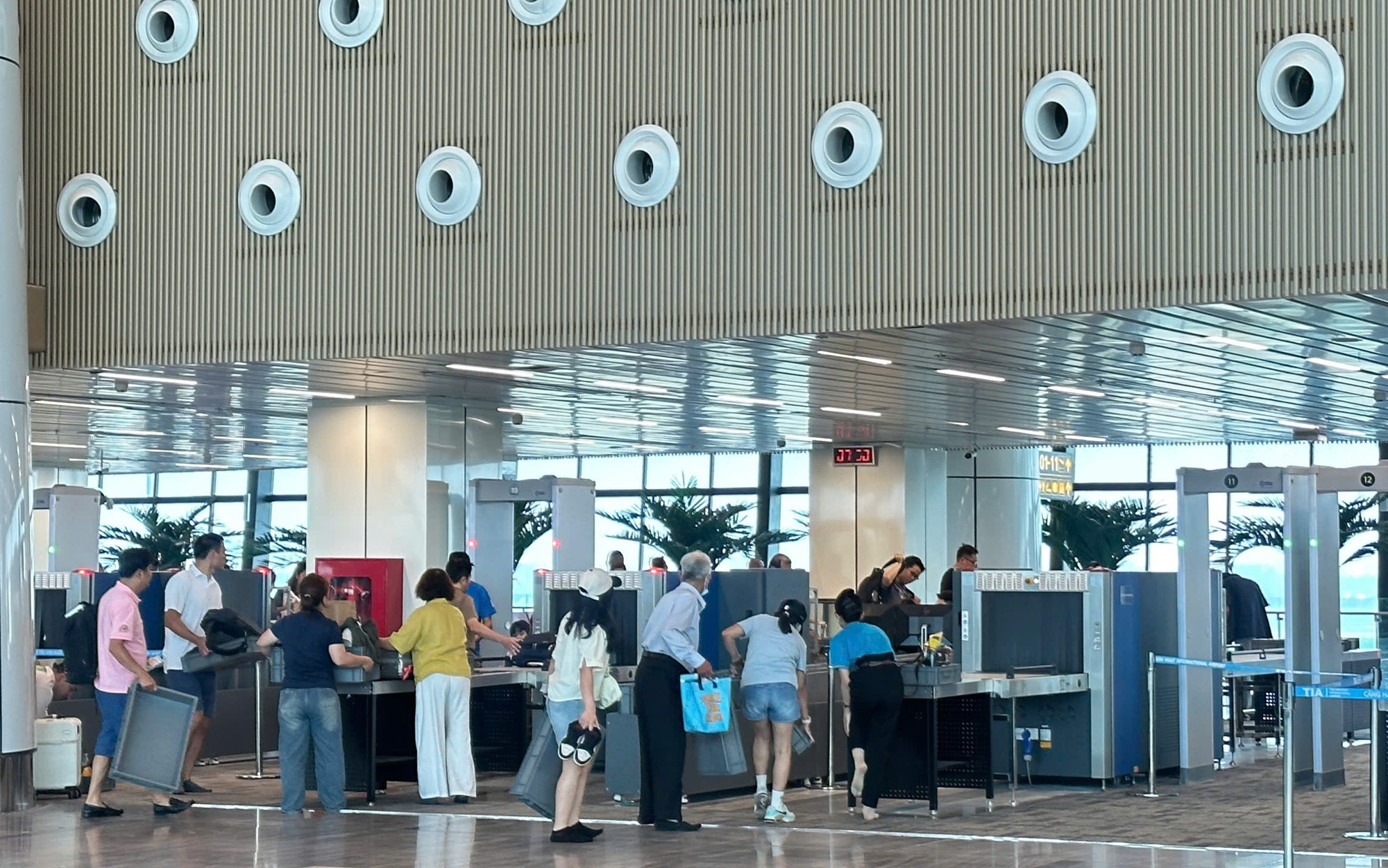 Nâng chất lượng dịch vụ sân bay - Ảnh 1.