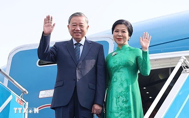 Tổng Bí thư Tô Lâm và Phu nhân tới Seoul, bắt đầu thăm cấp Nhà nước Hàn Quốc - Ảnh 2.