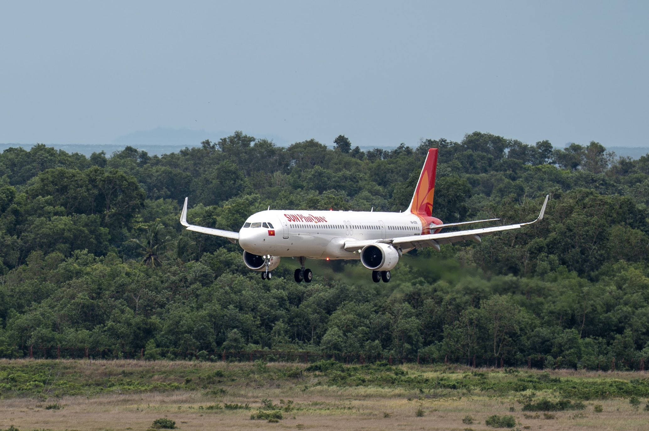 Lộ diện máy bay đầu tiên của Sun PhuQuoc Airways- Ảnh 5.