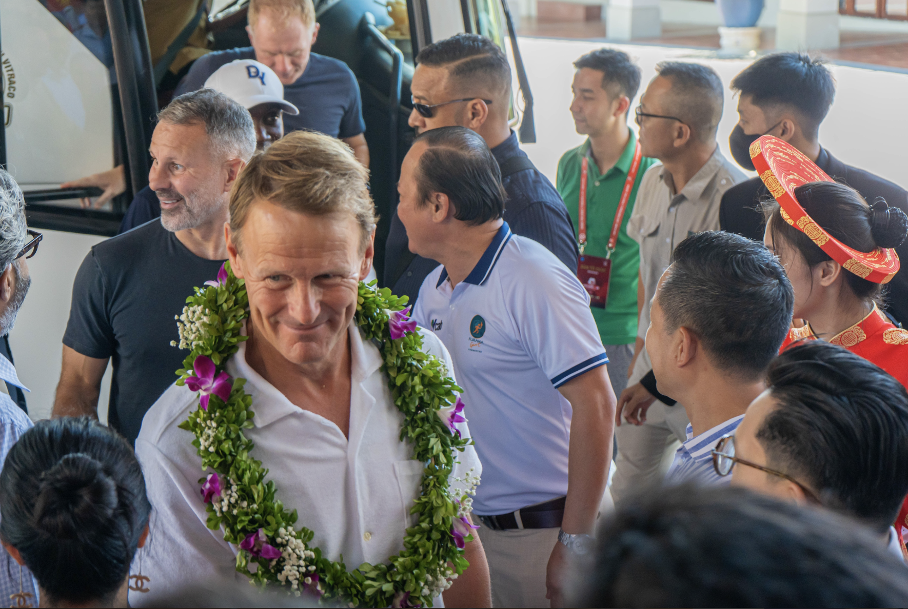 មហាសេដ្ឋី និងកំពូលតារាបាល់ទាត់ត្រូវបានលើកលែងពីទិដ្ឋាការ។ តើទេសចរណ៍វៀតណាមគួរធ្វើយ៉ាងណាដើម្បីទាក់ទាញពួកគេ? - រូបថត ៣. Tỉ phú, siêu sao bóng đá được miễn visa, du lịch Việt Nam cần làm gì để thu hút?- Ảnh 3.