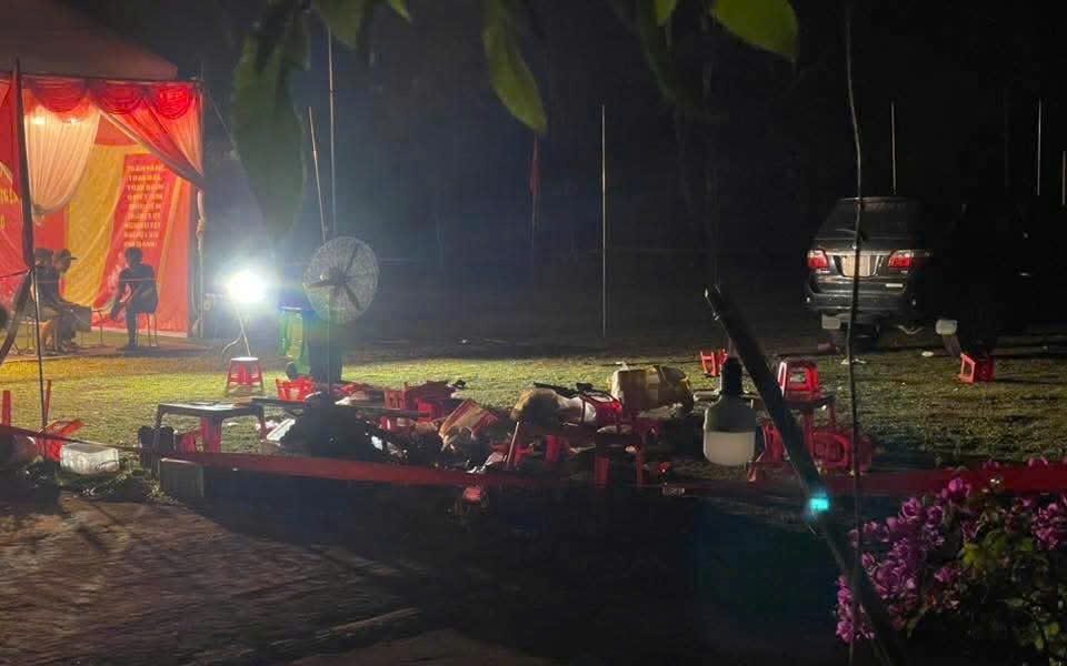 Khai trừ Đảng Phó Bí thư xã gây tai nạn khiến 1 người chết, 11 người bị thương - Ảnh 2.