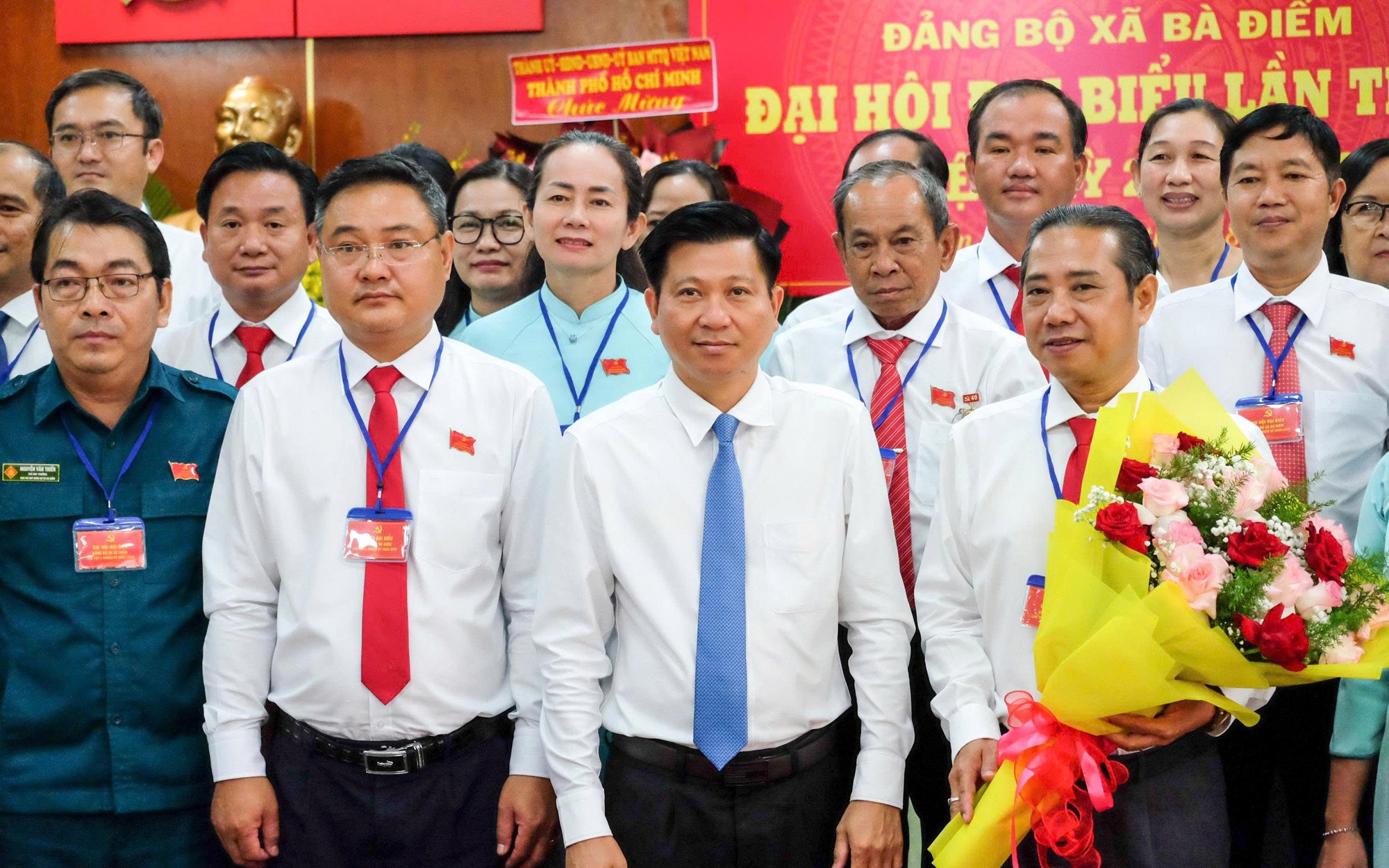 UBND xã Bà Điểm làm việc với Kho Bạc Nhà Nước Khu vực 2 - Ảnh 2.