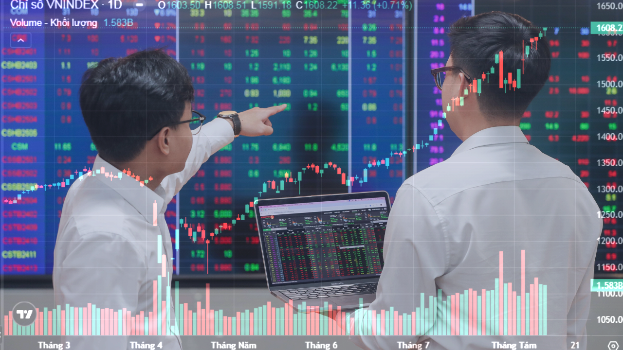 Pasaran saham Vietnam mencapai kemuncak baharu: Peluang dan cabaran untuk pelabur - Foto 2. Chứng khoán Việt Nam lập đỉnh mới: Cơ hội và thách thức cho nhà đầu tư - Ảnh 2.