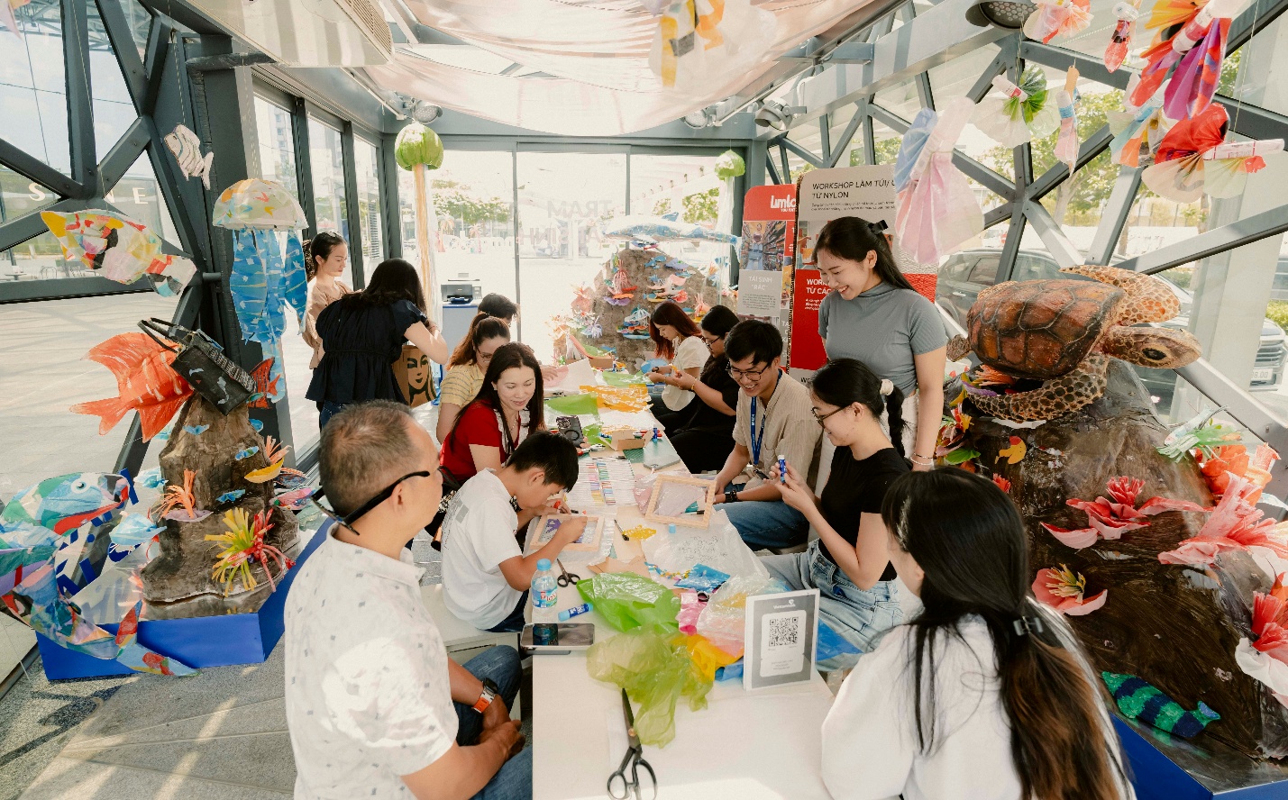 Epson và Limloop mở điểm hẹn cho cộng đồng yêu sống xanh với “Trạm tái sinh”- Ảnh 1.