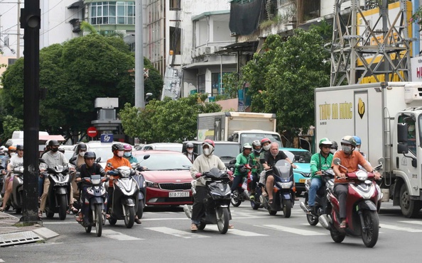 Thời tiết TP HCM hôm nay, 13-8: Duy trì hình thái đặc trưng giữa mùa mưa- Ảnh 1.