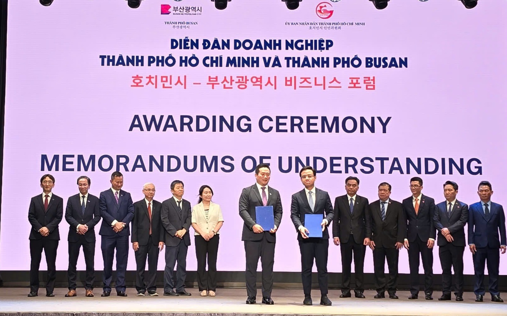 Tuyến xe buýt 61-77 từ P Bình Dương đến BX Miền Đông mới: Hơn 6.000 lượt khách sau 1 tháng vận hành- Ảnh 4.