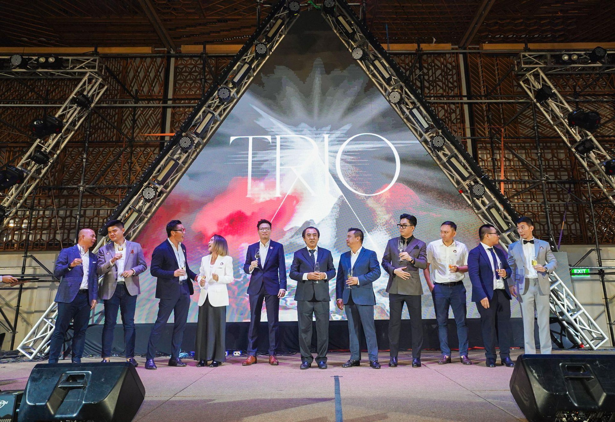 Lê Gia Mao Trung Group bước vào kỷ nguyên mới sau 35 thành lập- Ảnh 4. Lê Gia Mao Trung Group bước vào kỷ nguyên mới sau 35 thành lập- Ảnh 4.