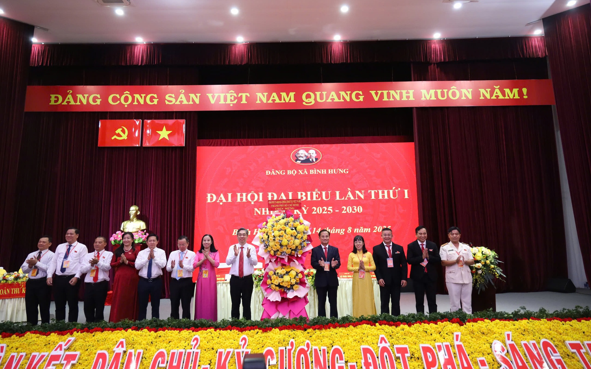 Chăm lo Tết Nguy&ecirc;n đ&aacute;n  B&iacute;nh Ngọ, tiếp sức c&ocirc;ng nh&acirc;n, lao động kh&oacute; khăn - Ảnh 5.