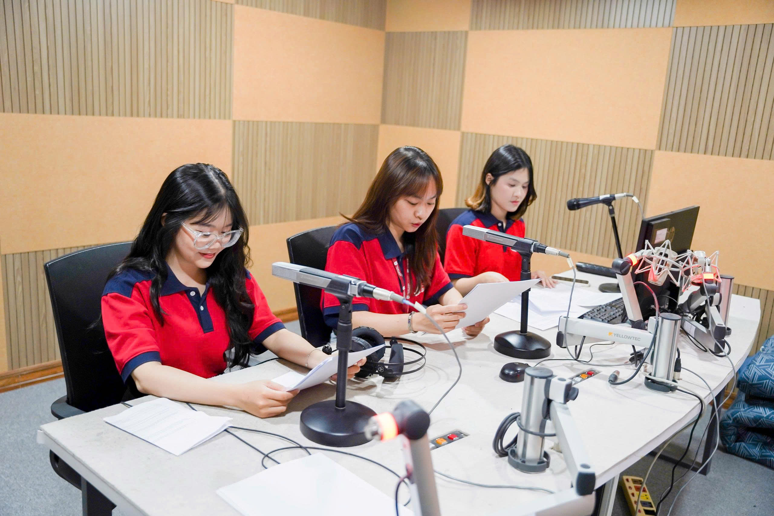 Talkshow - tư vấn: Chọn cao đẳng để khởi nghiệp sớm - Ảnh 16.