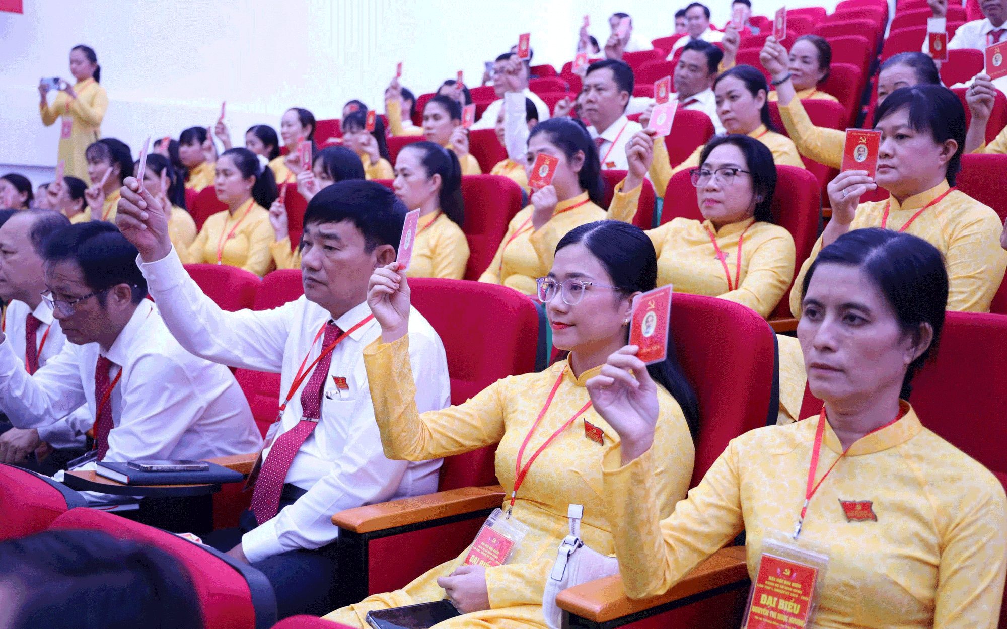 Phát triển bằng nội lực- Ảnh 2.