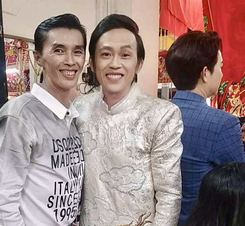 Nghệ sĩ tiễn đưa nghệ sĩ hài Bắc Hải về nơi an nghỉ cuối cùng - Ảnh 2.