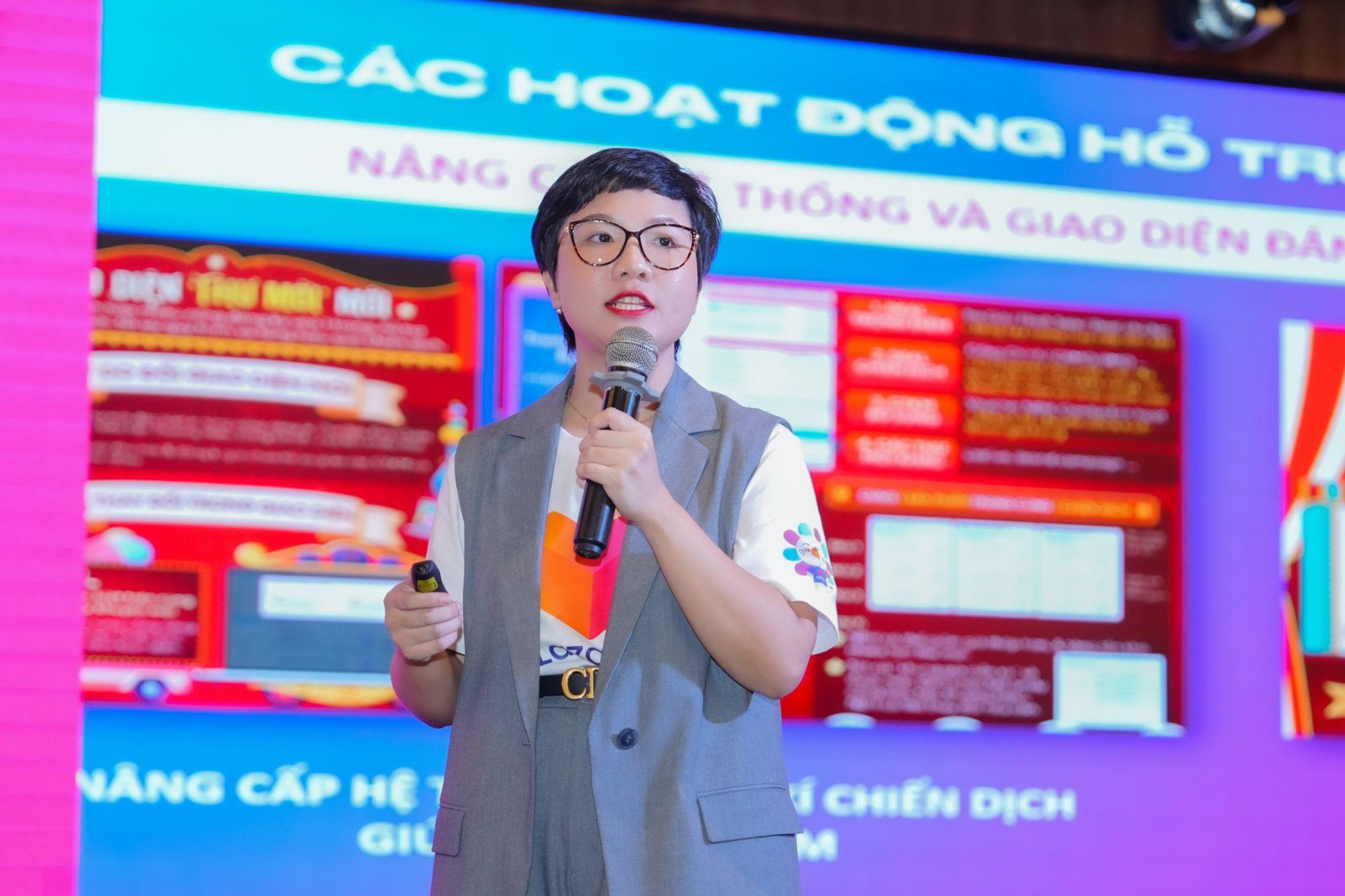 Lazada thổi bùng sức nóng mùa Mega Sale cuối năm với sự kiện kick-off hoàng tráng- Ảnh 2.