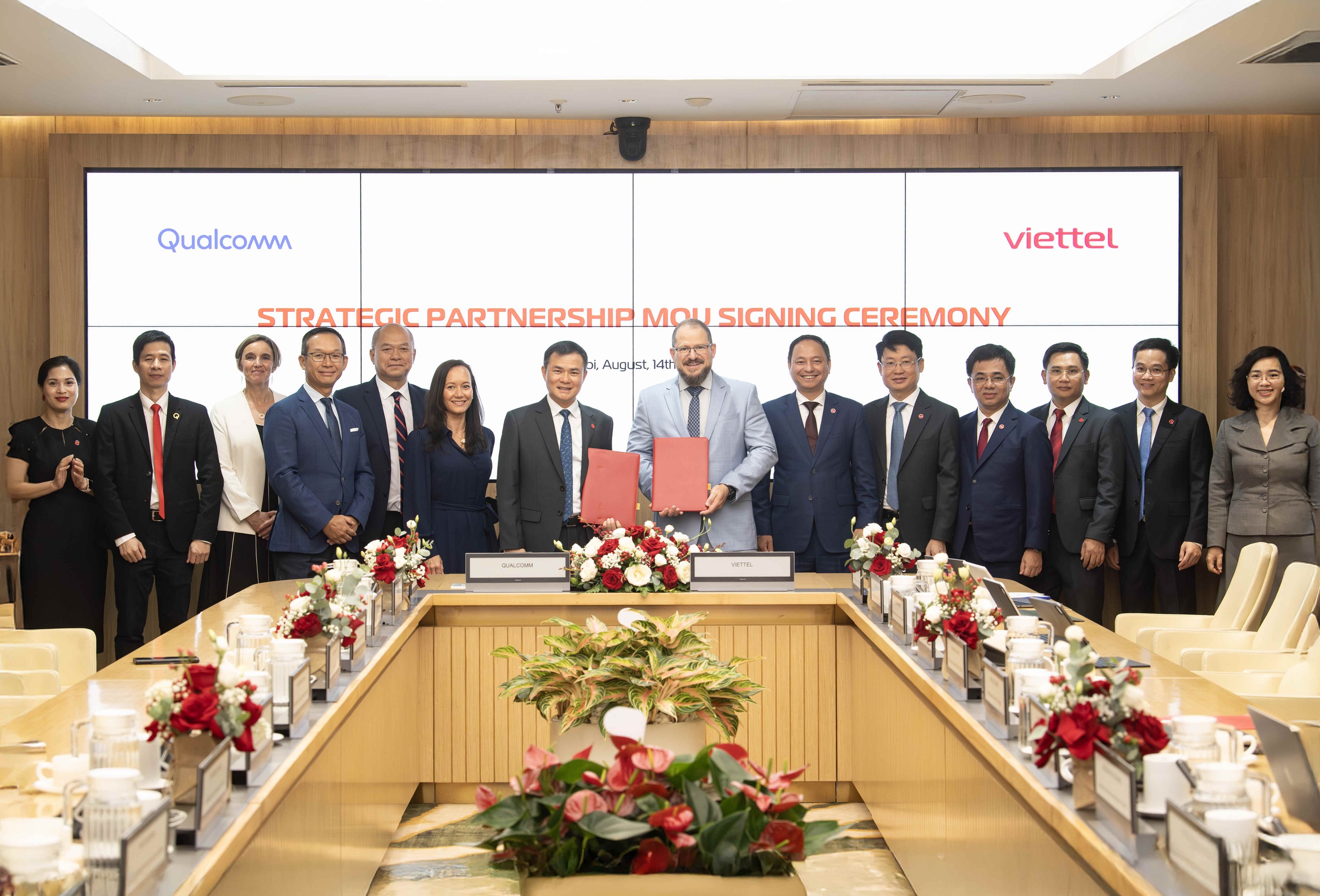 Năm 2025: Viettel có hơn 2.000 trạm 5G Open RAN sử dụng chipset Qualcomm- Ảnh 2. Năm 2025: Viettel có hơn 2.000 trạm 5G Open RAN sử dụng chipset Qualcomm- Ảnh 2.